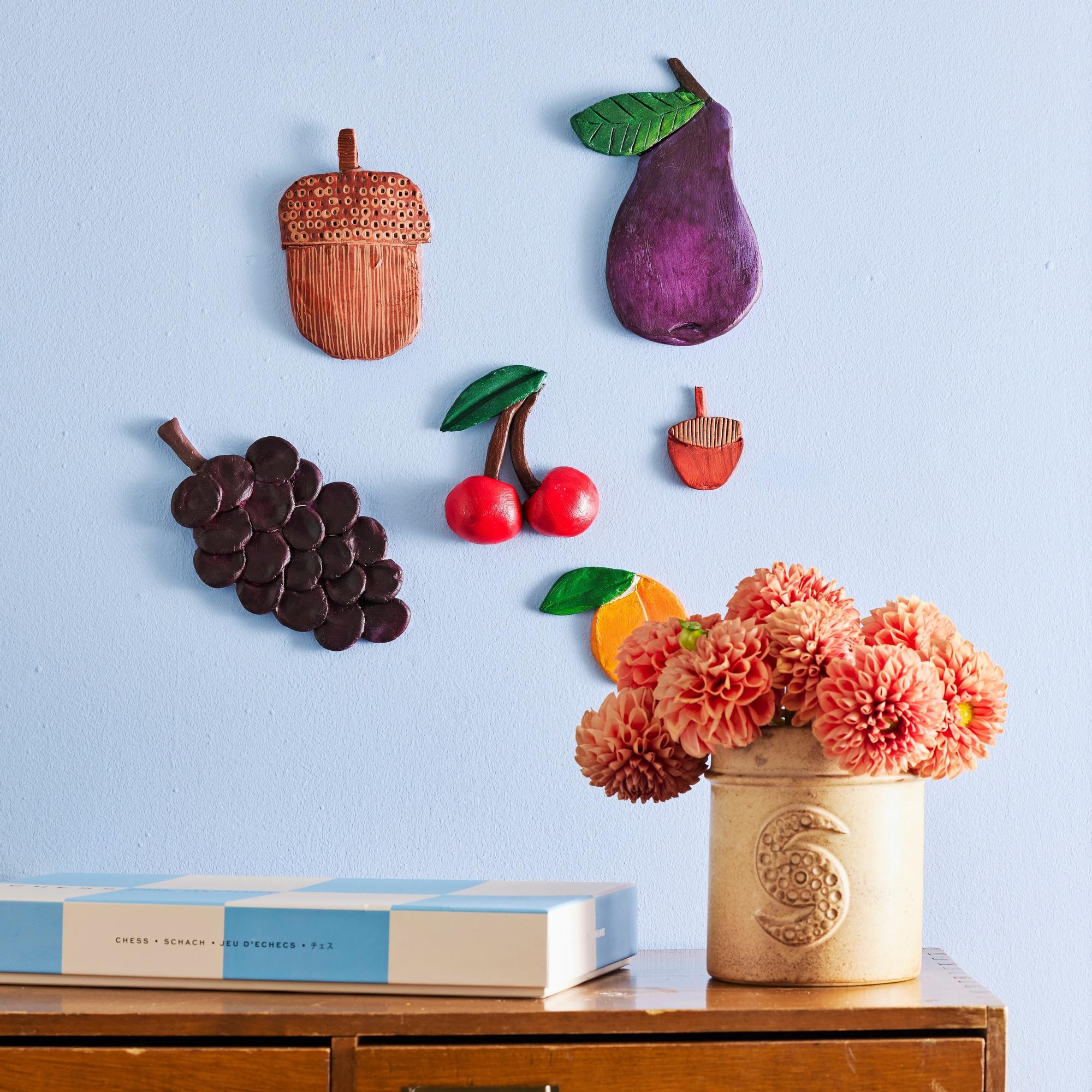 Give your favorite fruit a spot on your wall: craft easy air-dry clay decor
