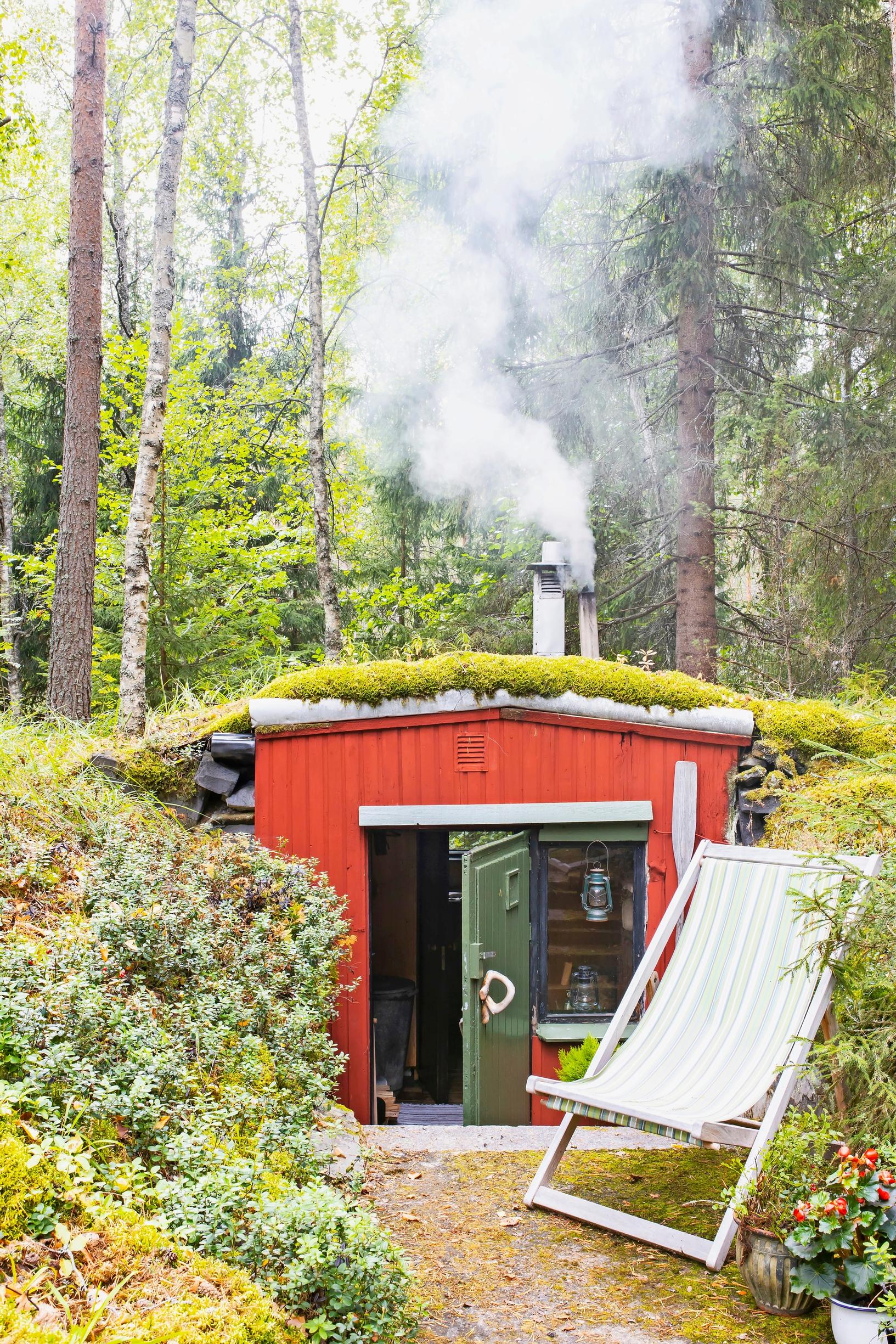 Unique saunas: A red dugout sauna built by a war veteran in 1979
