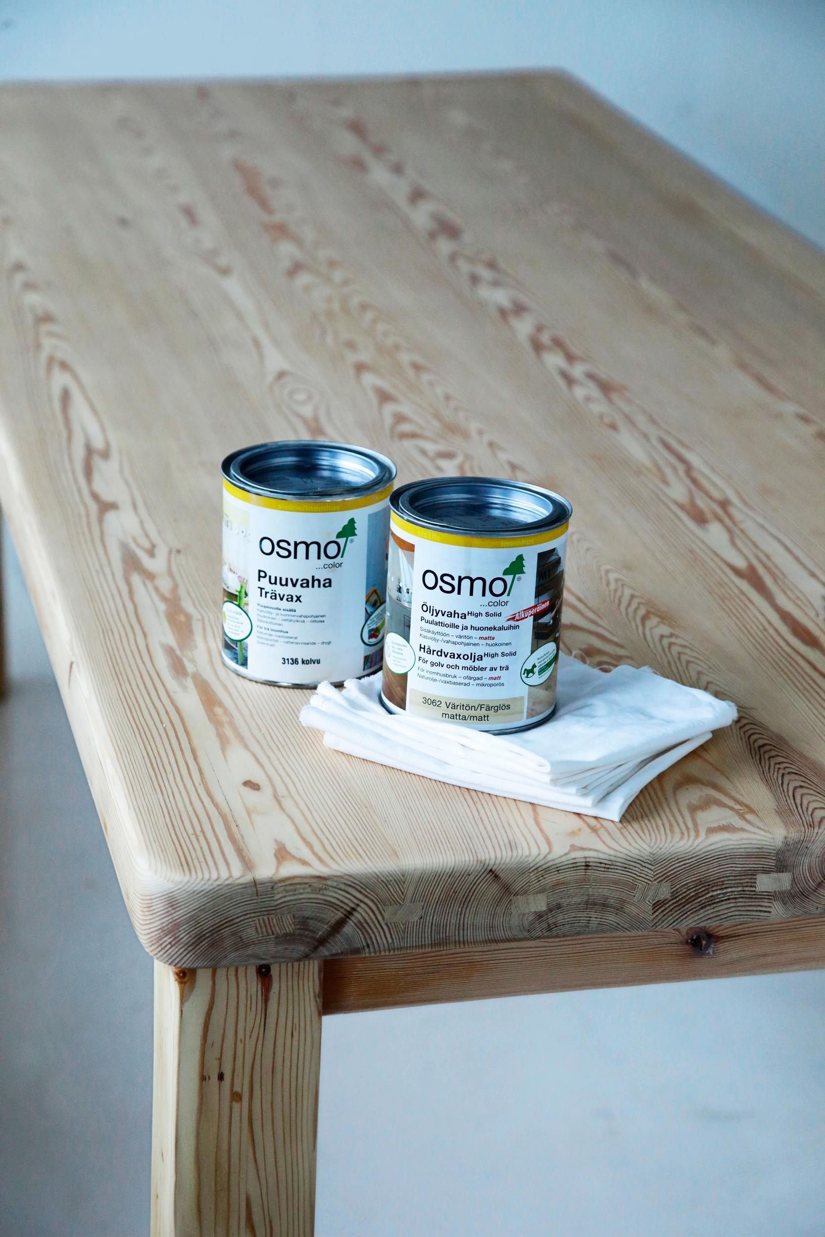 The pine table’s new surface