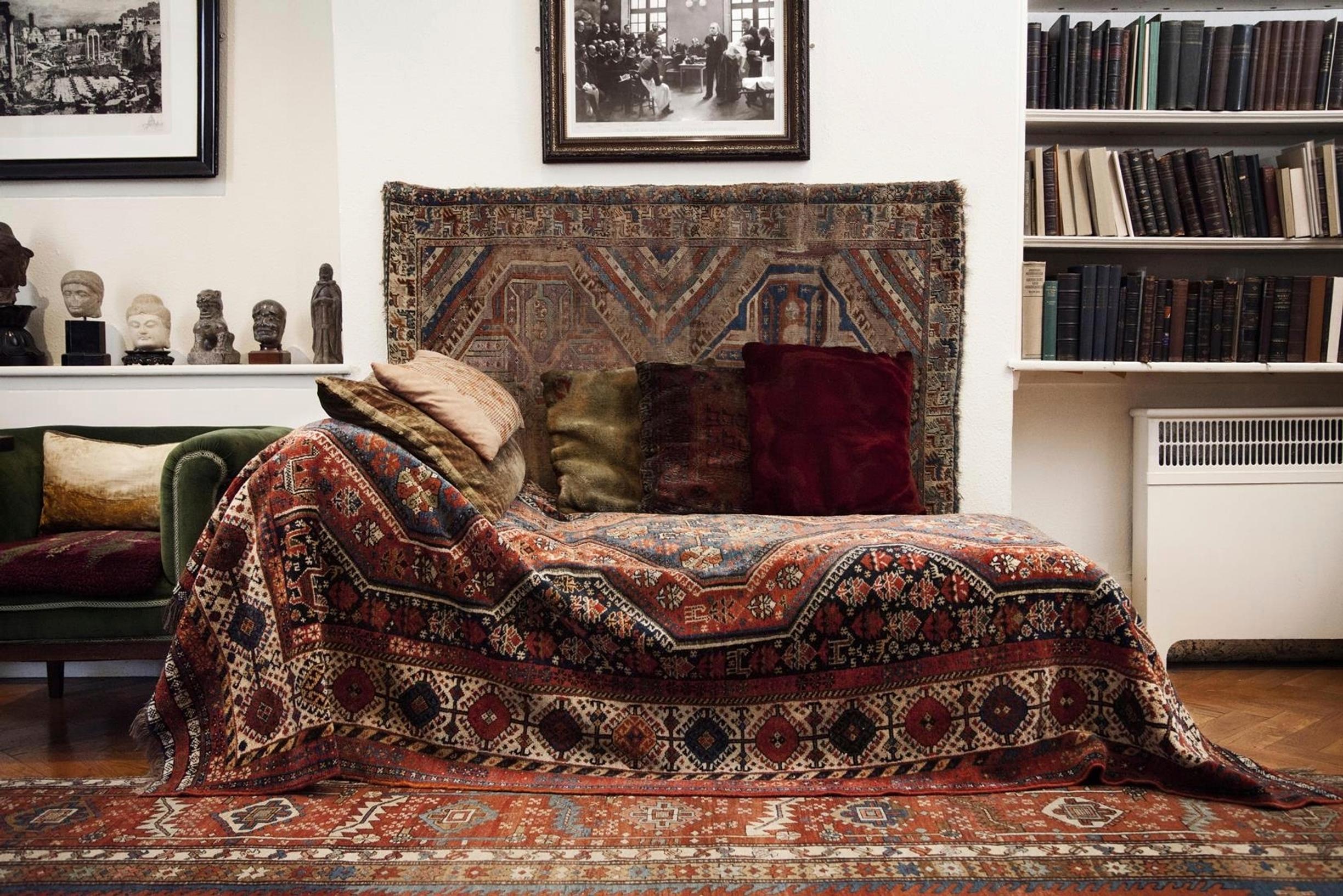 Oriental rugs in Sigmund Freud’s consulting room