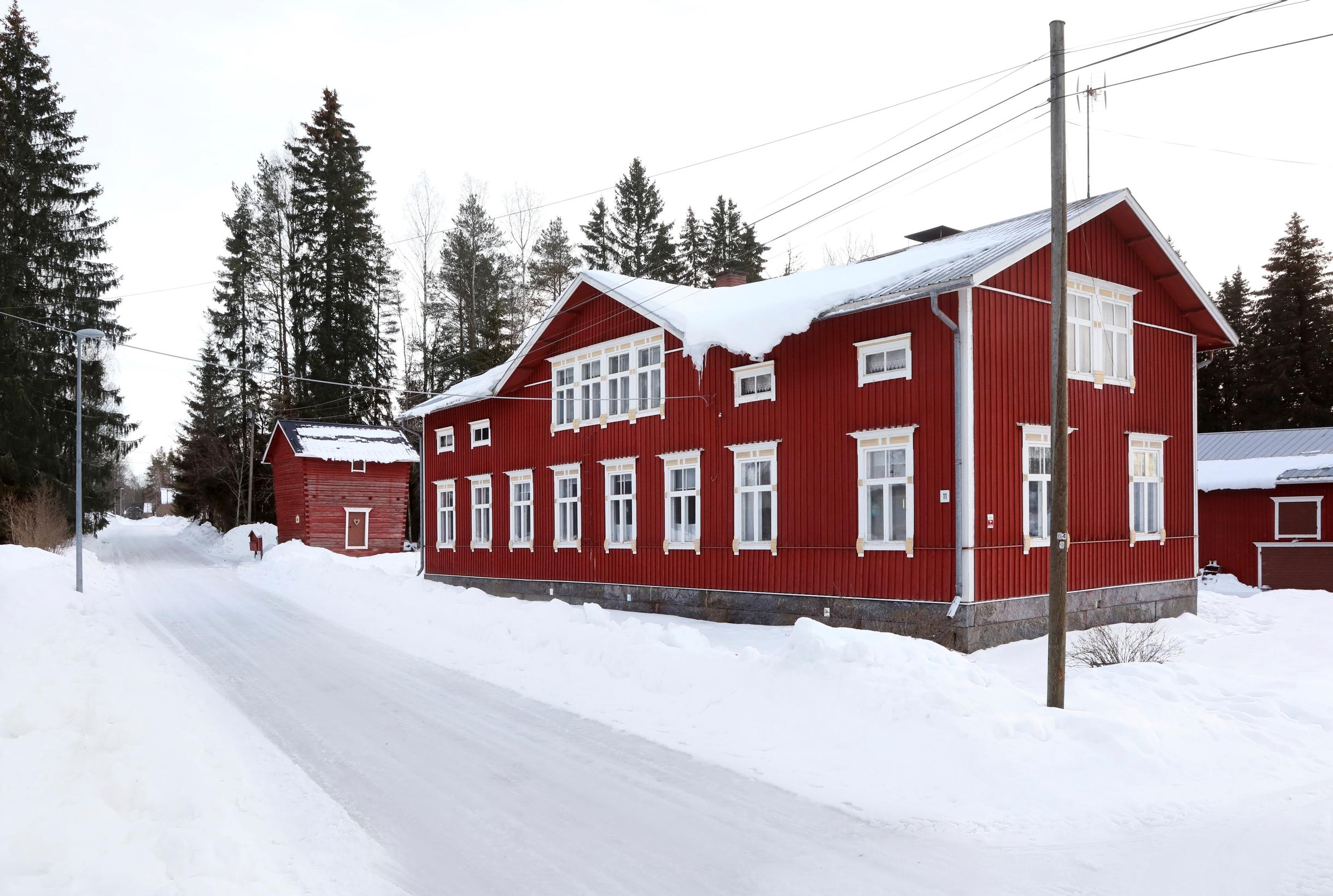 The facade of the Ostrobothnian house