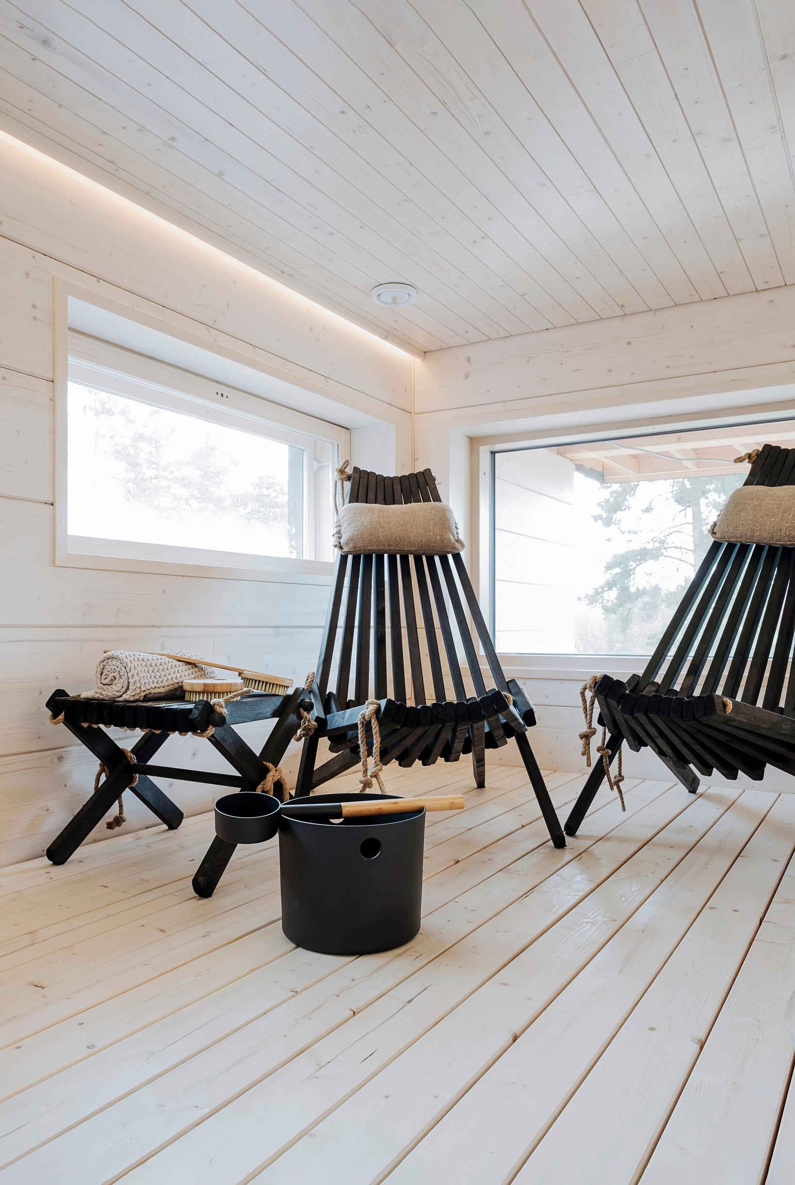 Patio chairs in the sauna