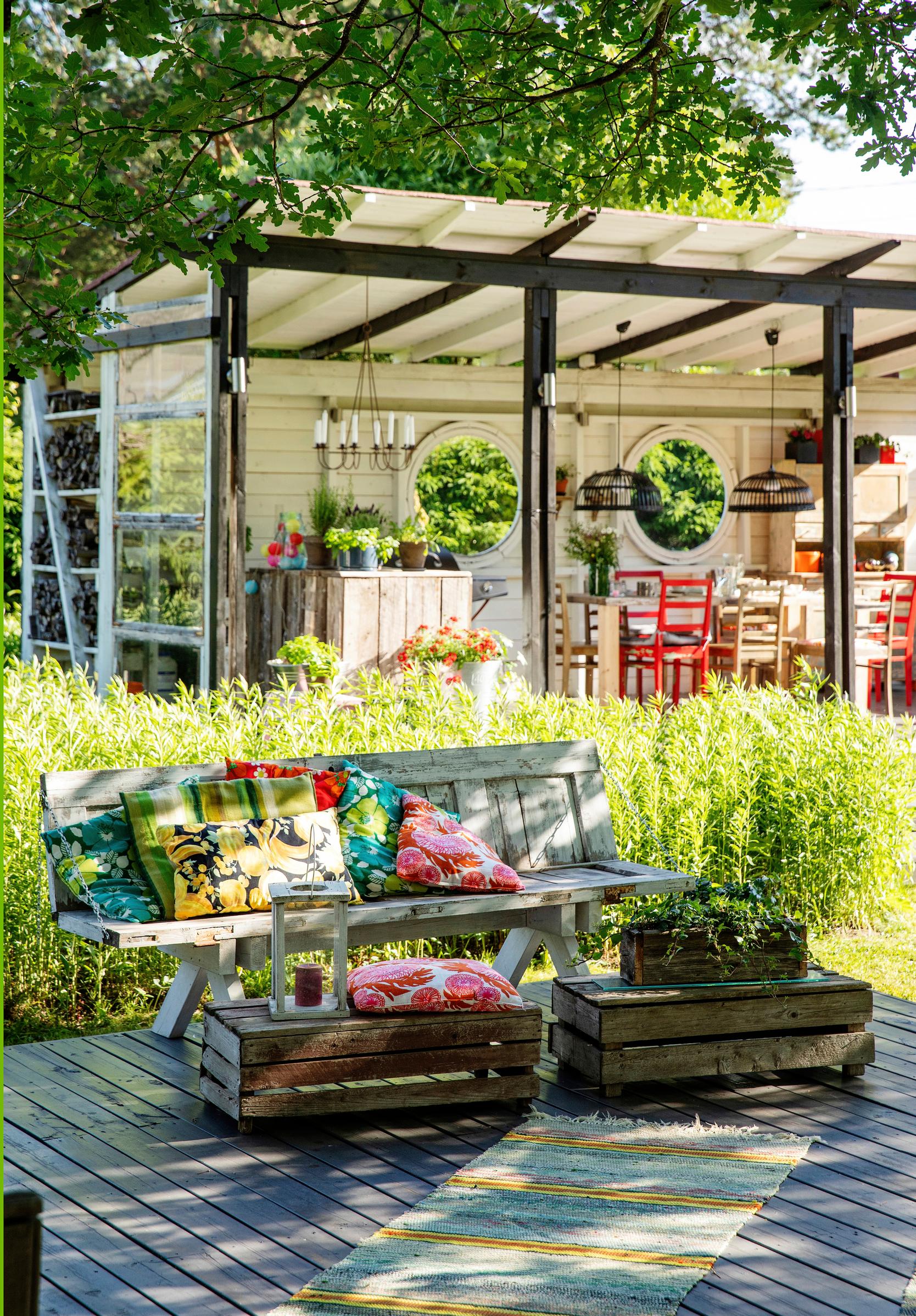 yard seating areas