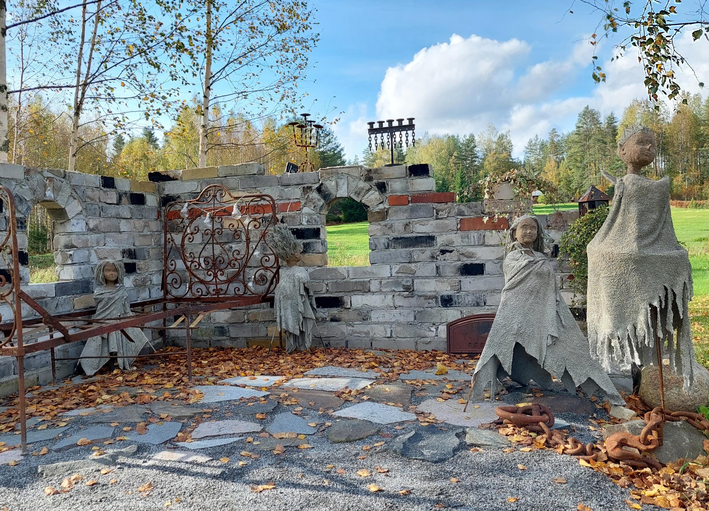 The ruin garden in daylight.