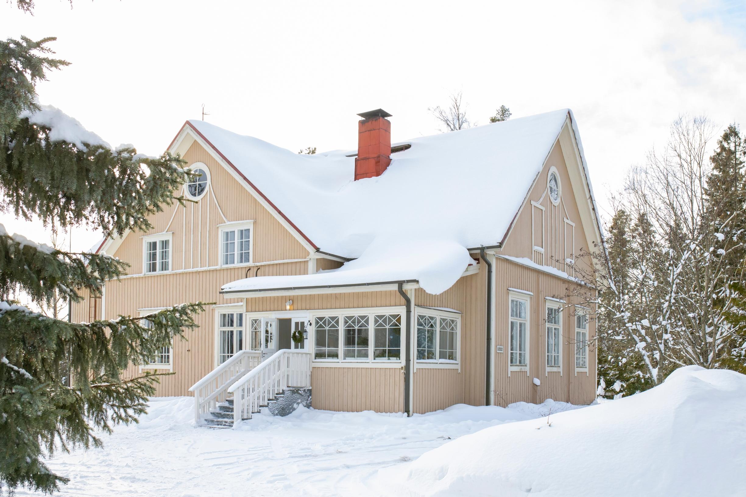 The Lukkala family’s home is a log house built in 1921 in Loppi.