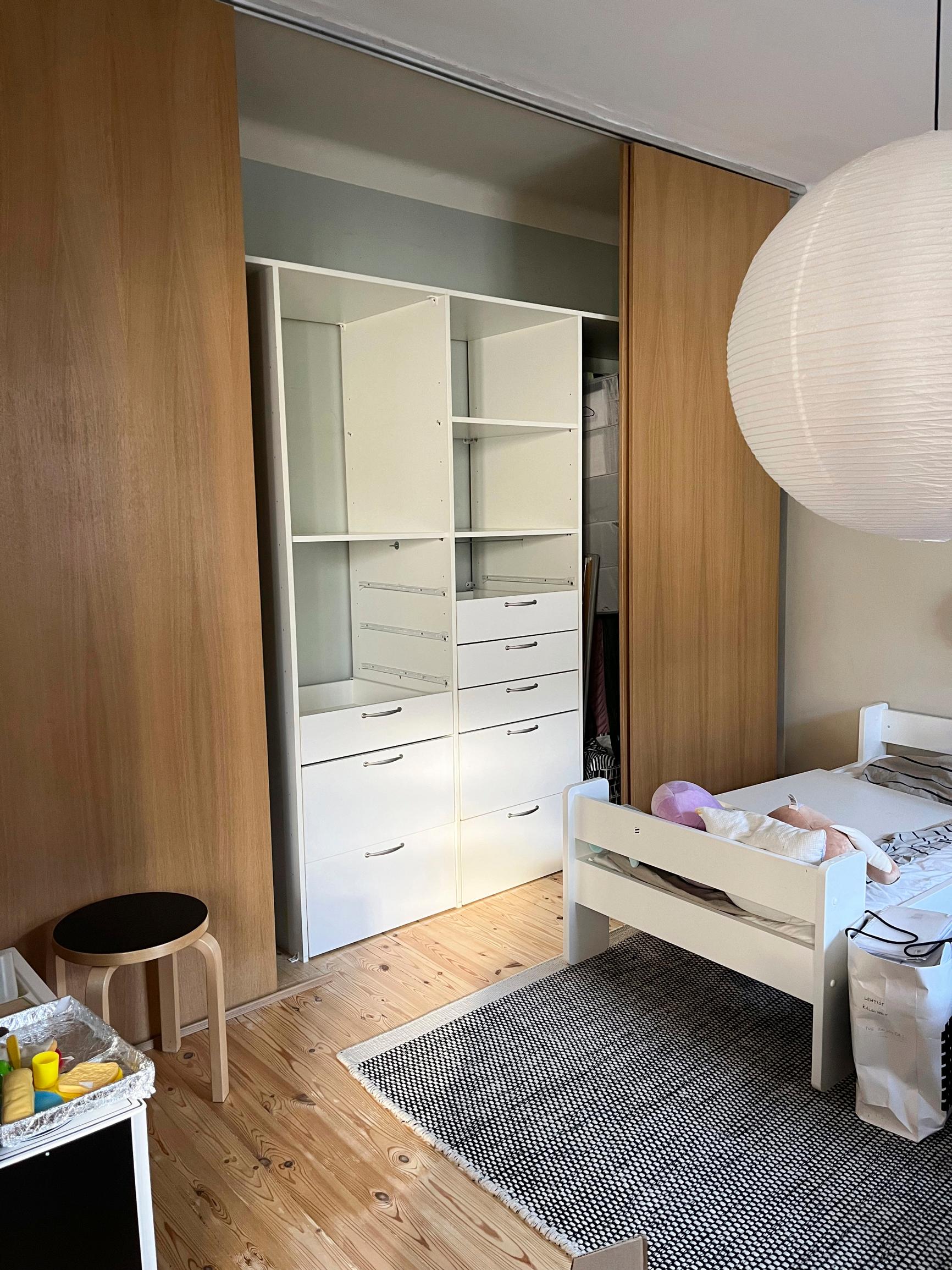 closet with sliding doors