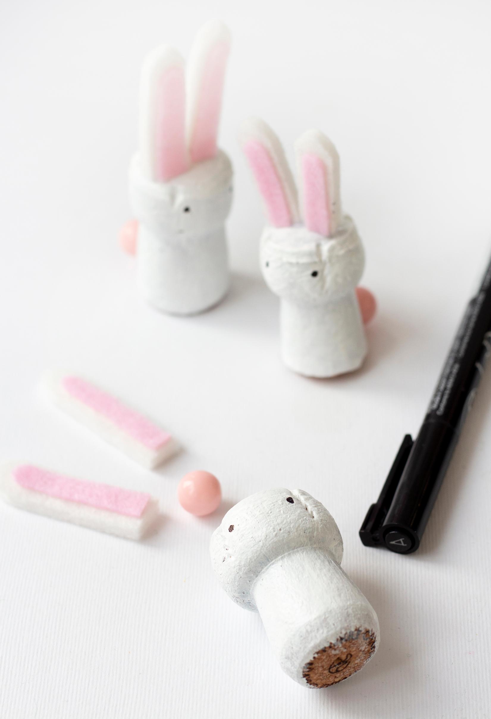 Easy Easter bunny craft made from corks