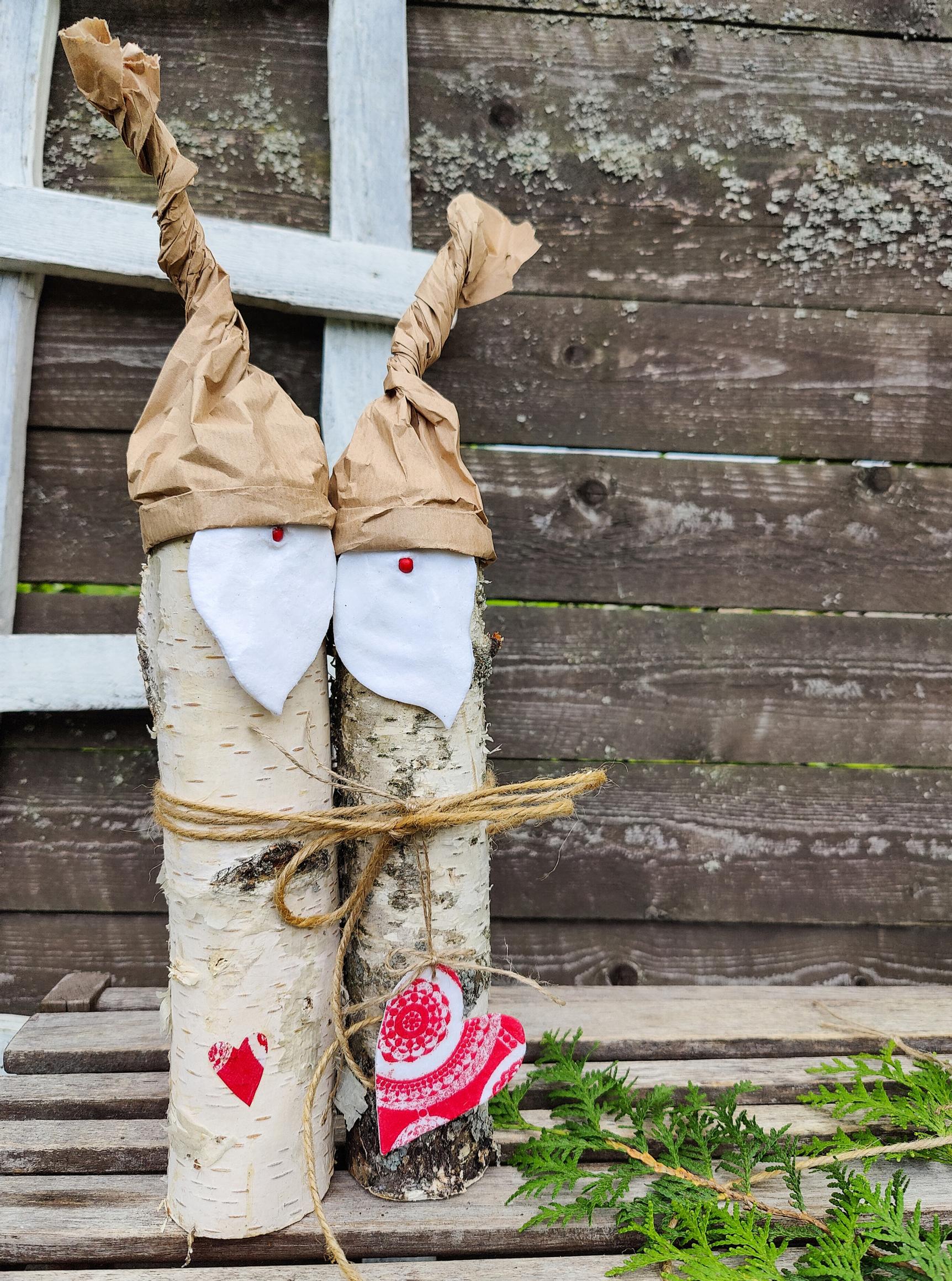Fireplace elves decorated with firestarter hearts