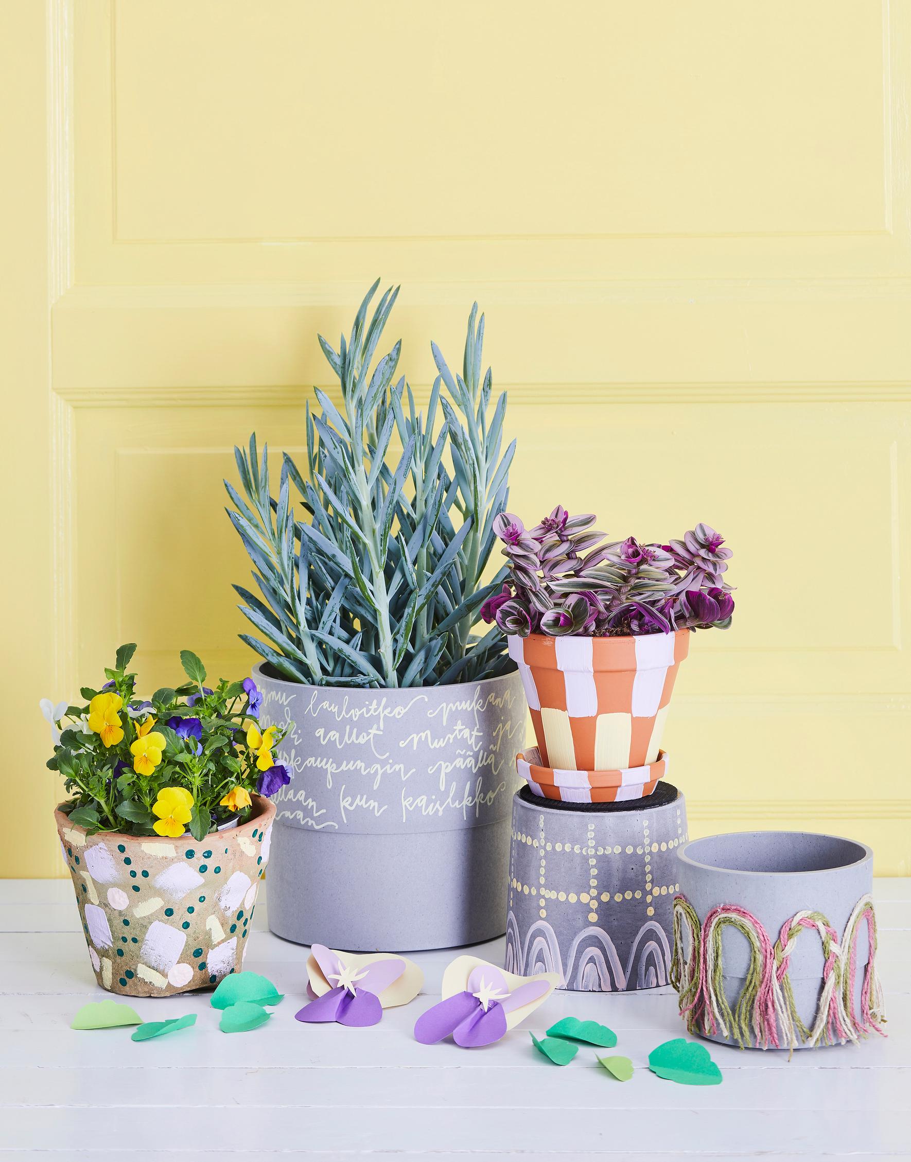 Pot makeover by decorating