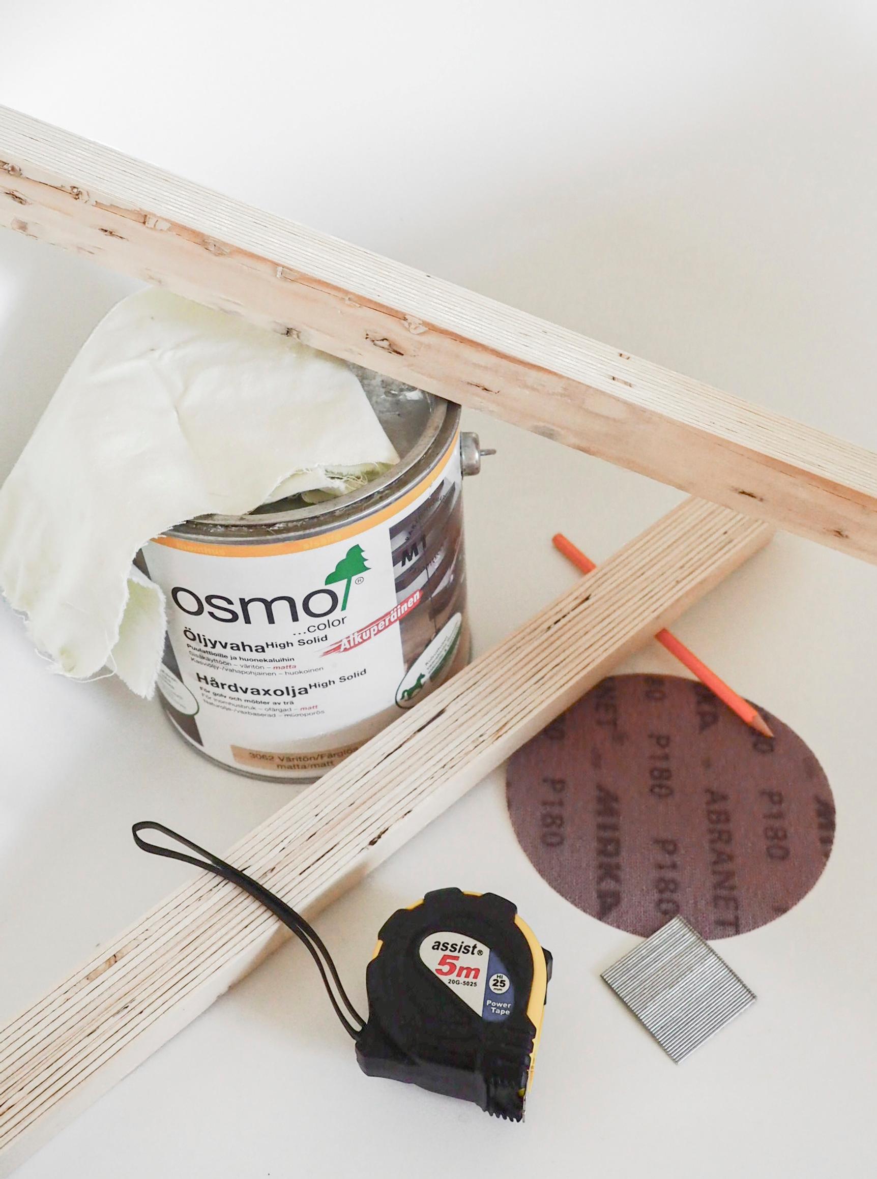 Materials and tools for building a slat wall