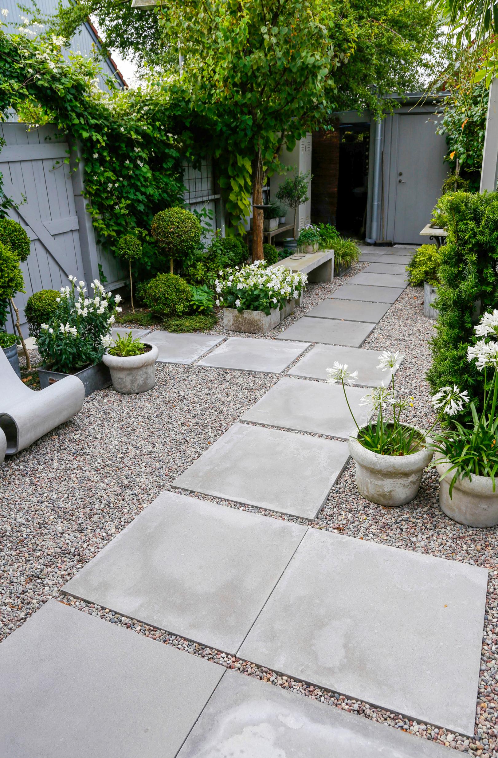 Inspiring garden paving ideas