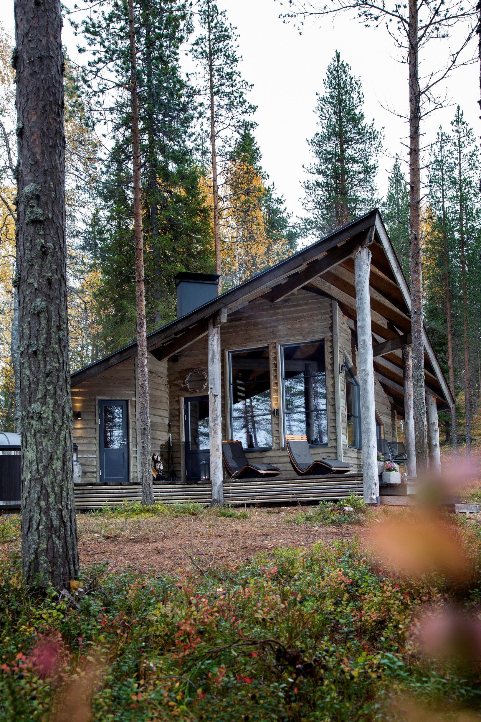 Modern wilderness cabin in Southern Lapland