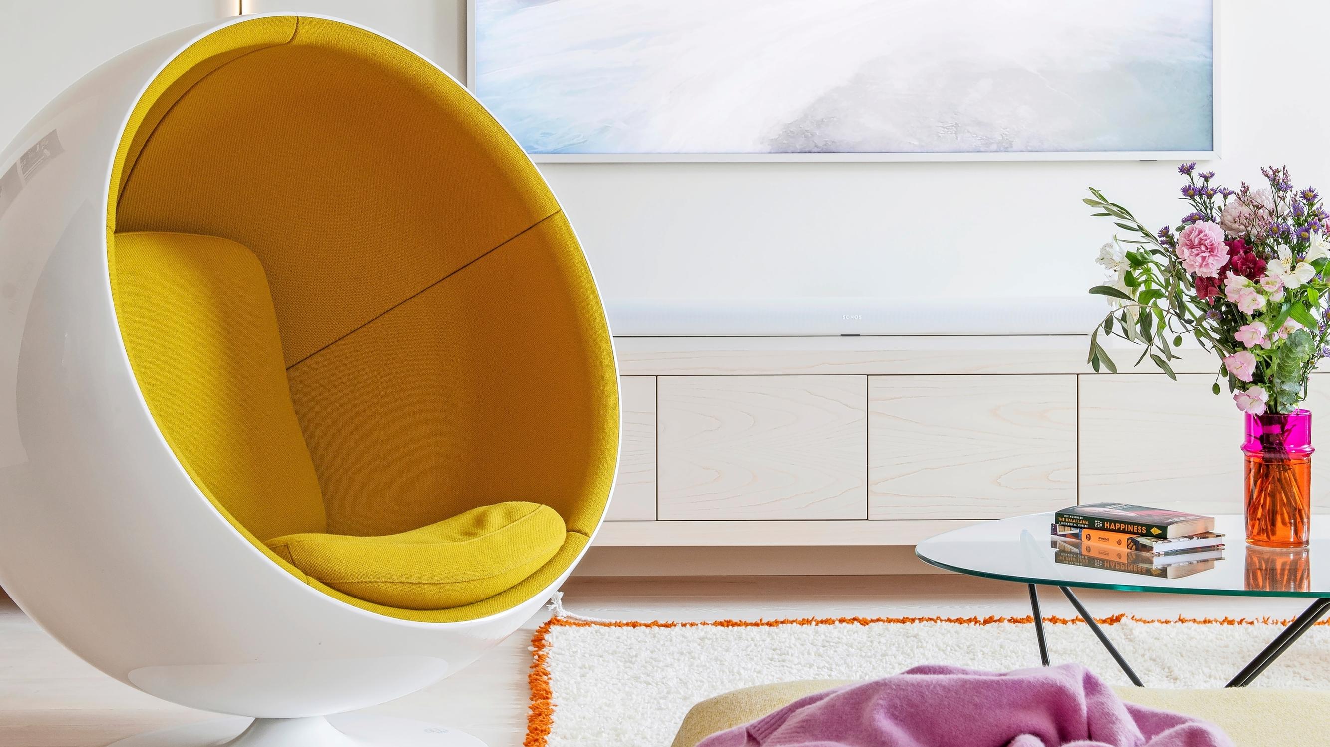 Eero Aarnio’s Ball Chair: the story behind its creation and rise to classic status
