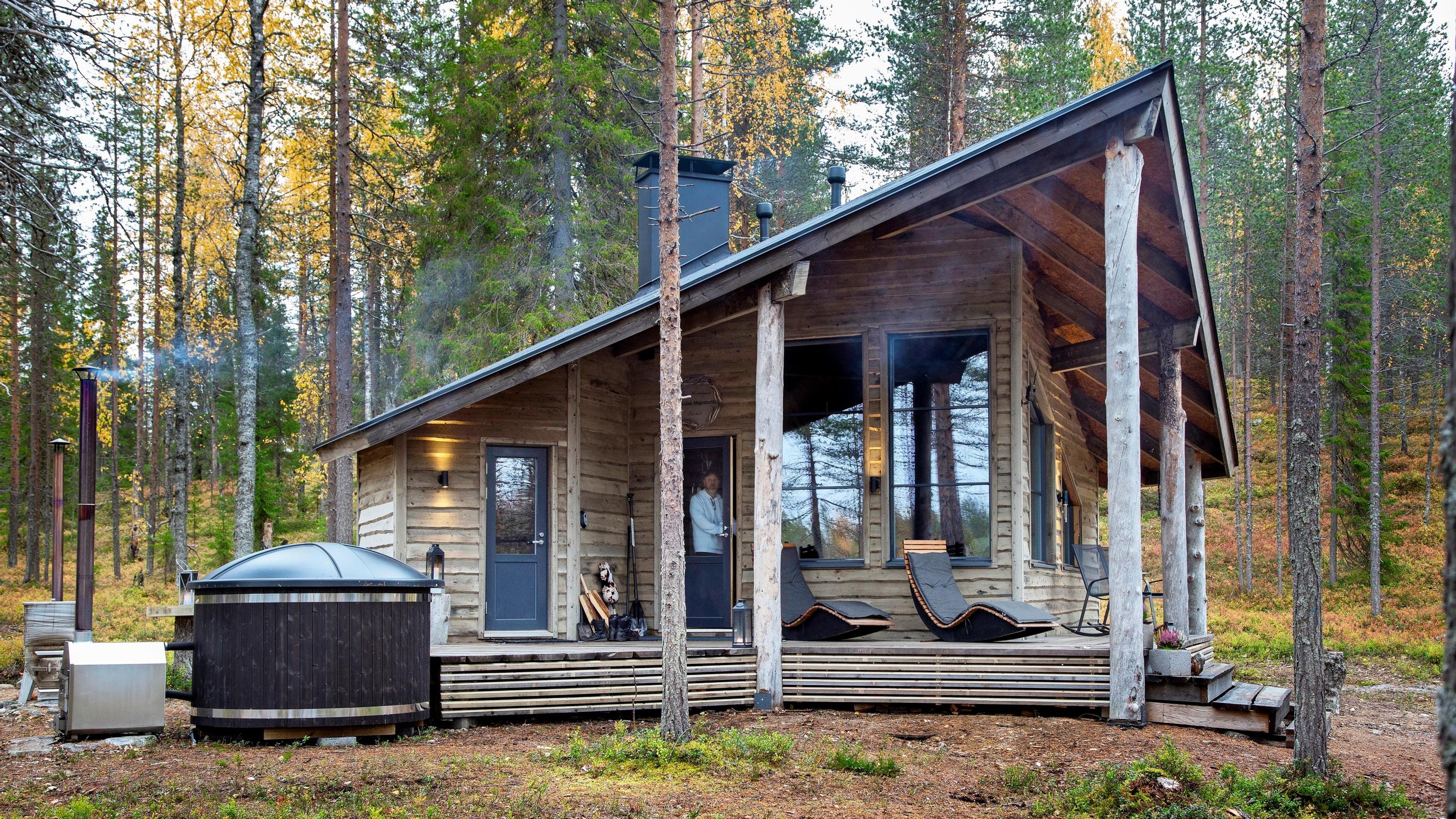 Jukka’s longtime dream of his own wilderness cabin comes true: “Weekends feel longer here”