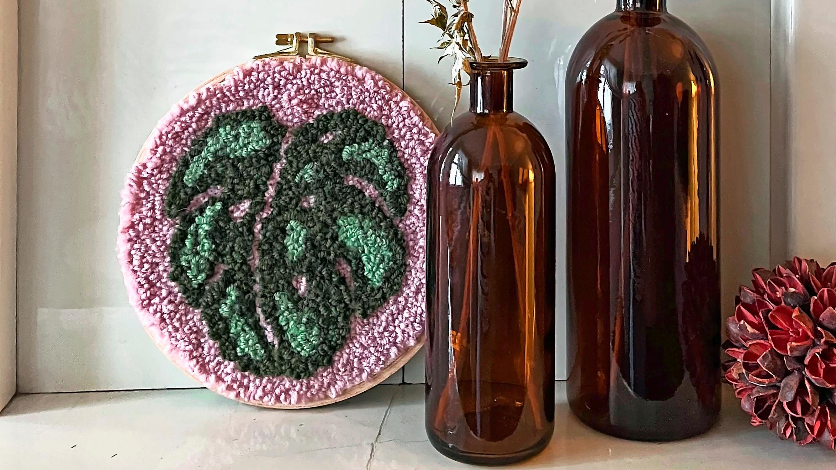 Tufted monstera wall hanging—lift the evergreen favorite on your wall!