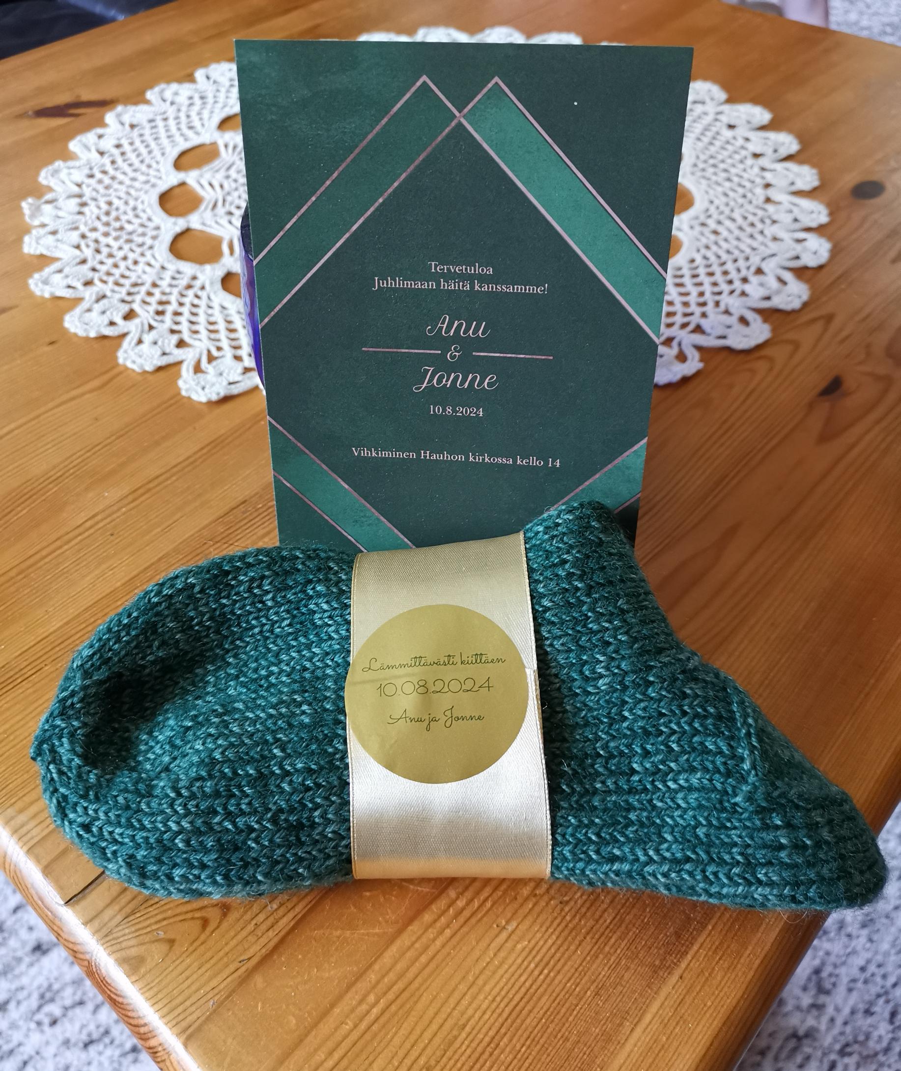 Wool socks packaged as guest favors