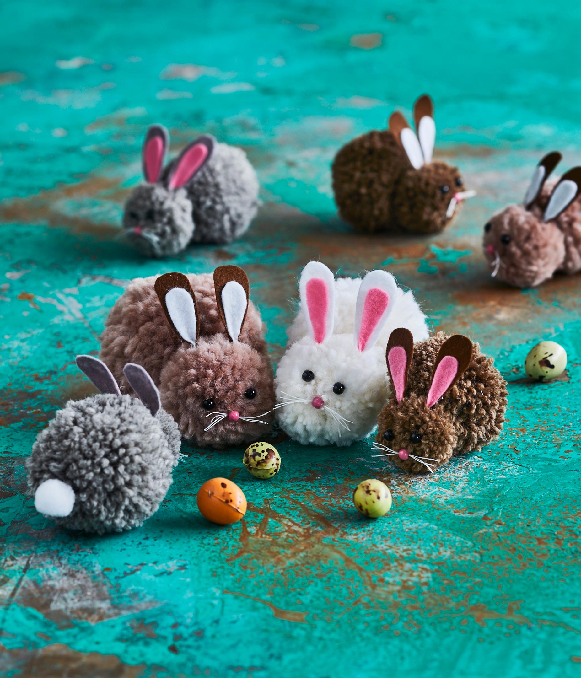 How to make pom pom Easter bunnies: these cuties hop right into your heart