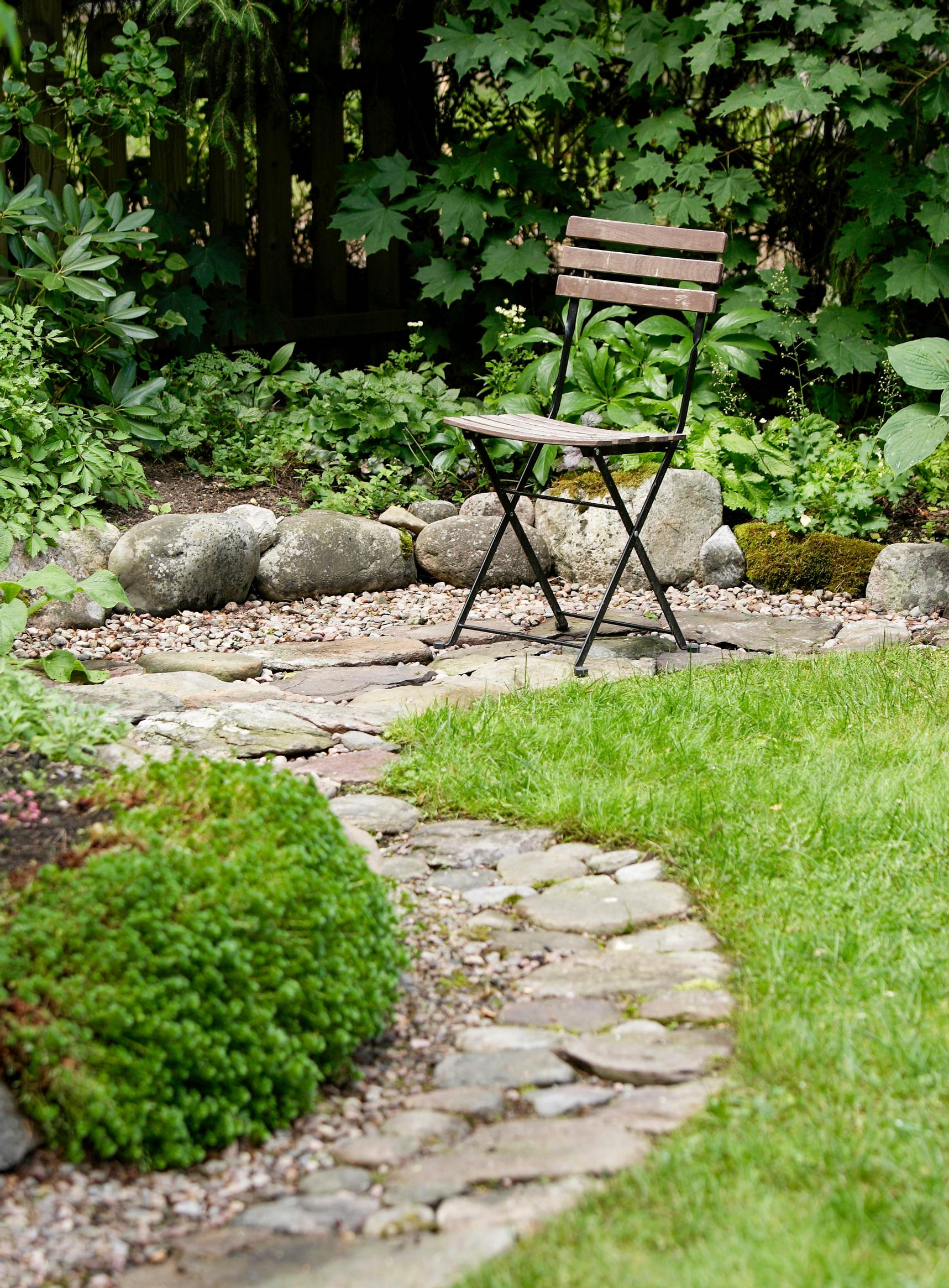 Inspiring garden paving ideas