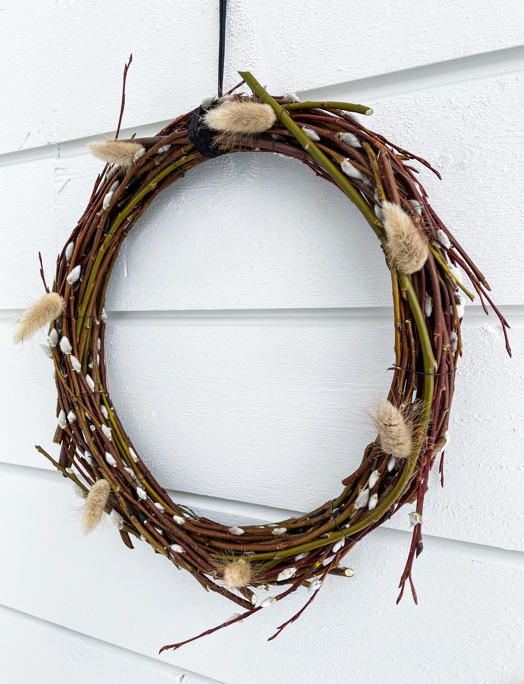 Finished willow wreath
