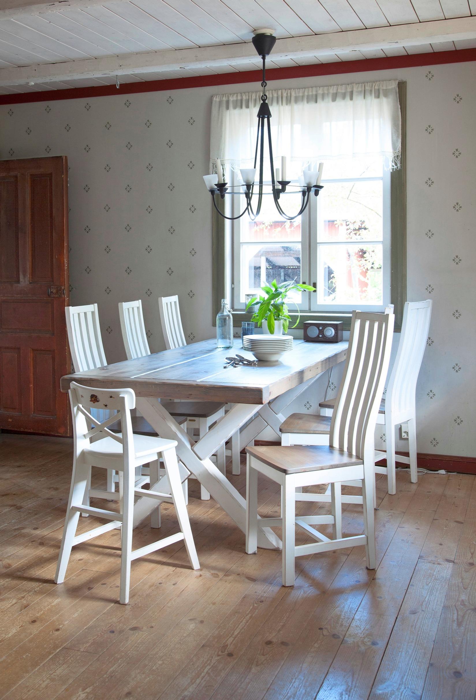 A white kitchen dining set.