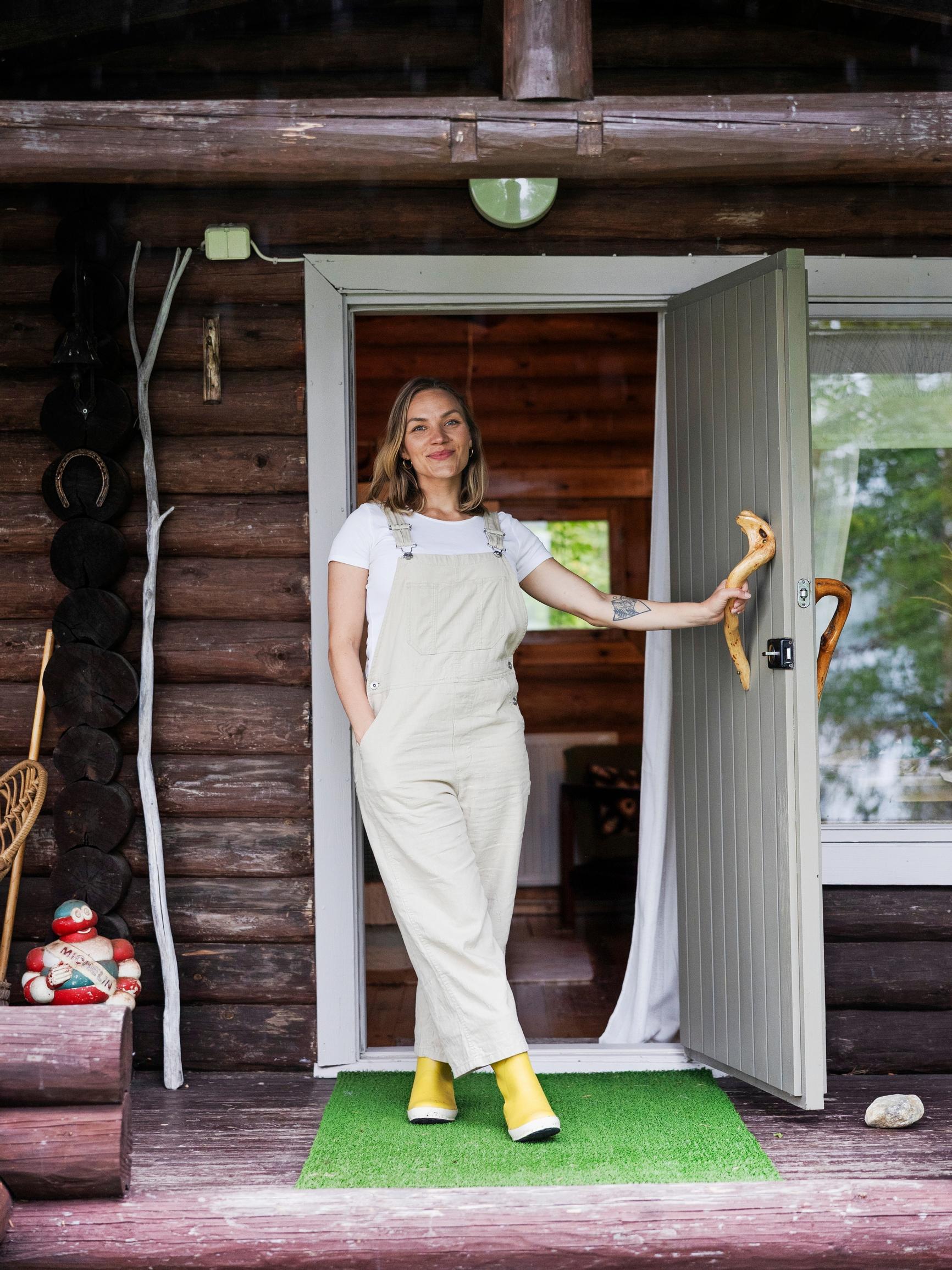 She was supposed to buy a home in Helsinki, but chose a lakeside cabin: “Why would I wait until I’m older to buy a cabin?”