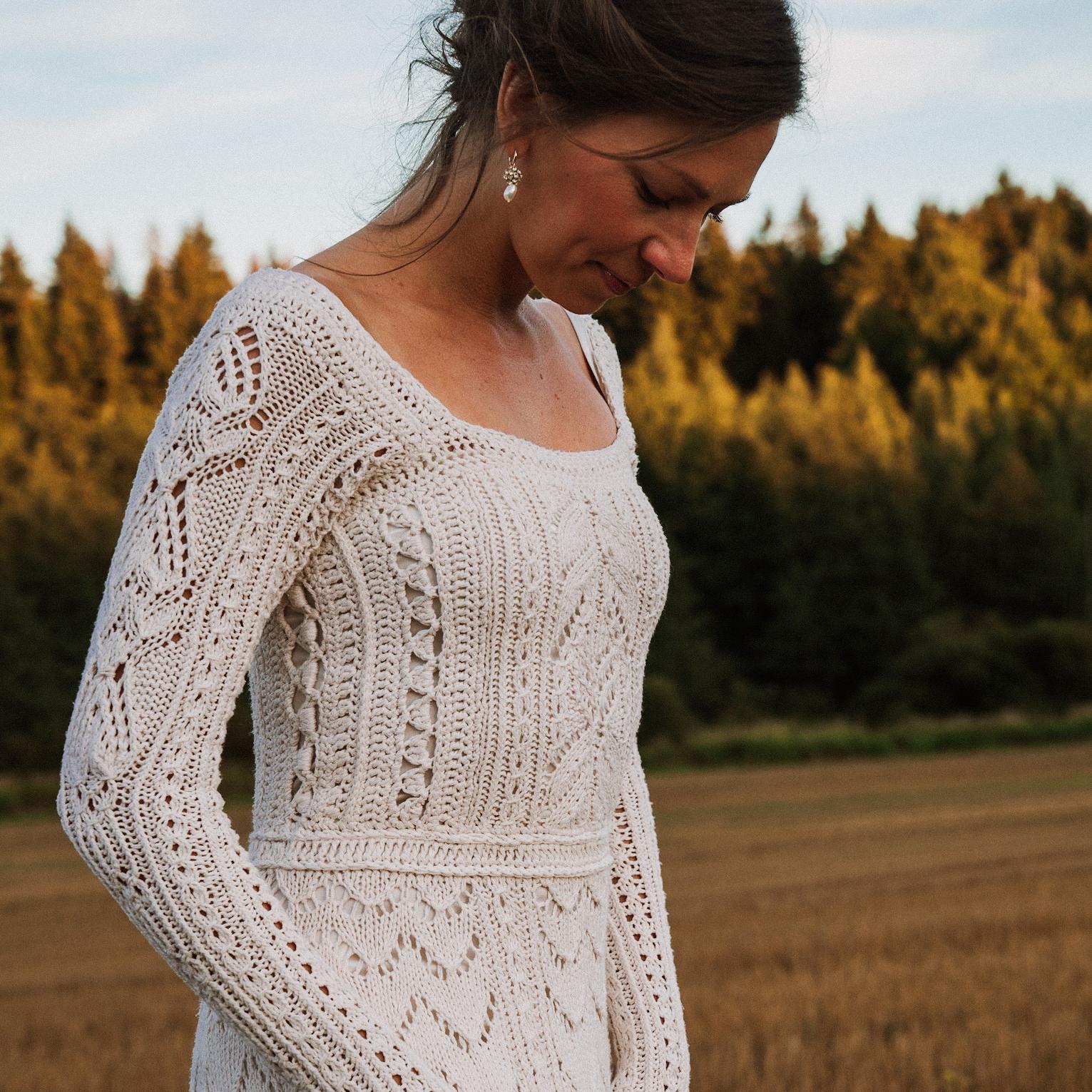 Veronika knitted her own wedding dress in six weeksthe incredible project quickly went viral Veronika knitted her own wedding dress in six weeksthe incredible project quickly went viral