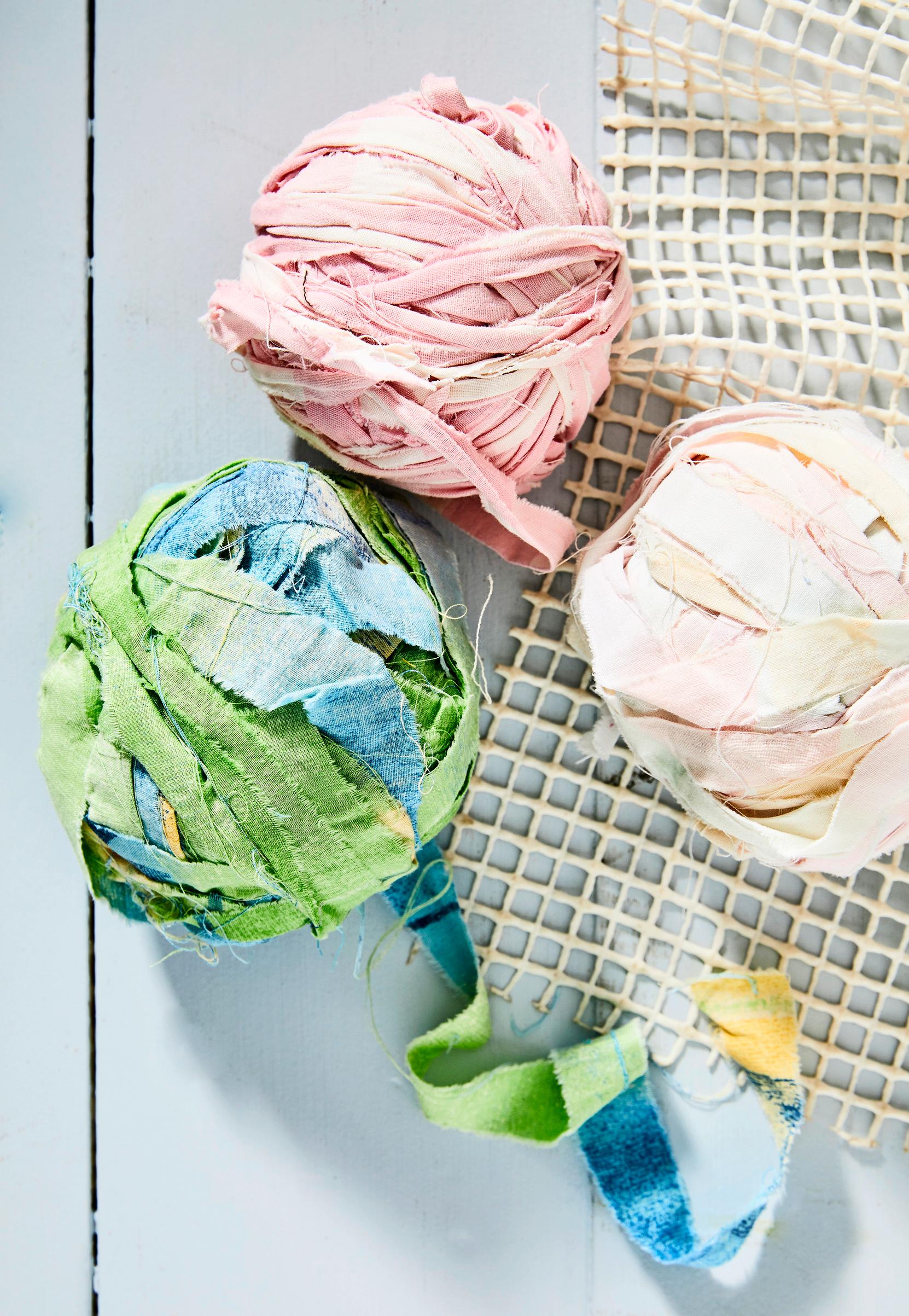 Materials for the plush rug