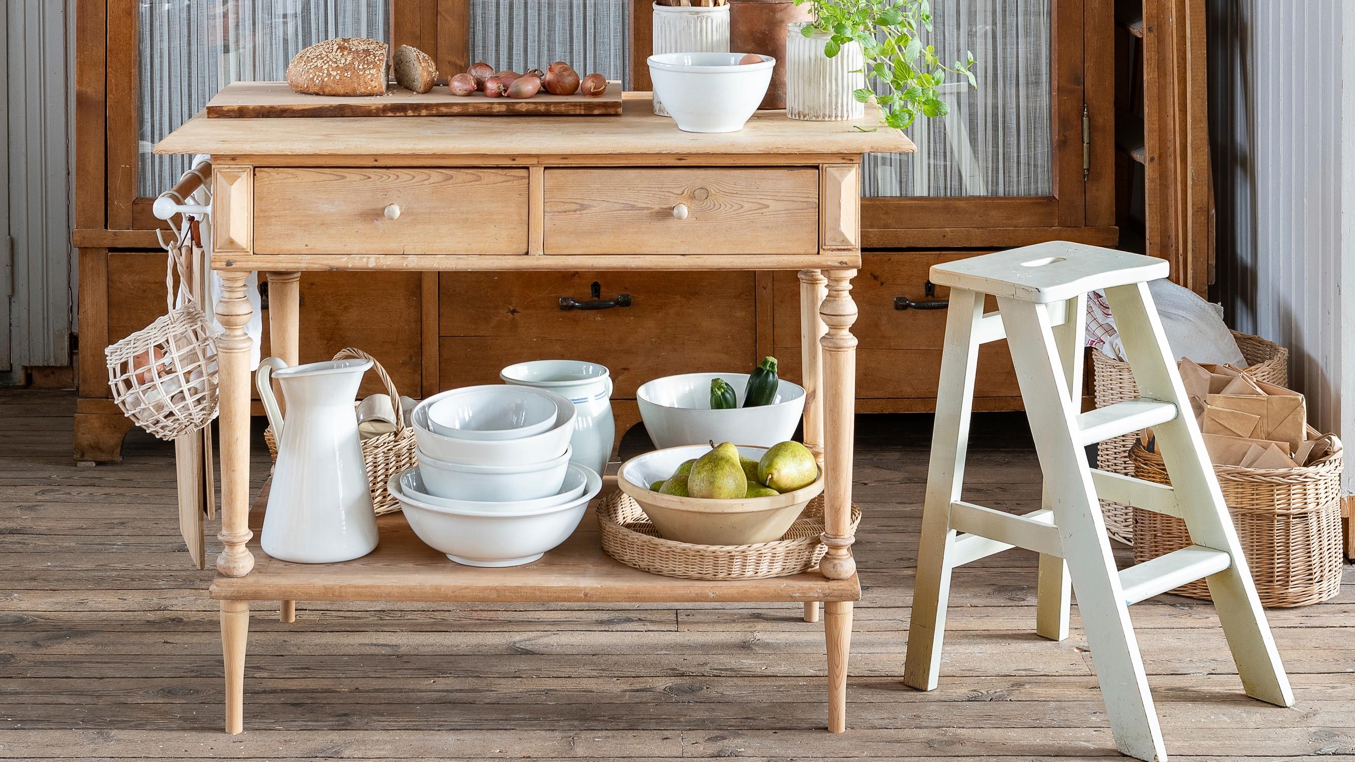 Kitchen island from an old table! See instructions for the handy side table made from recycled parts