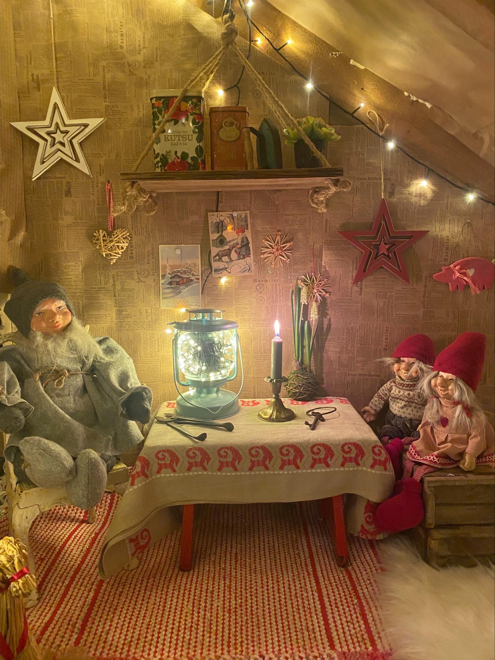 Elves gathered around the table.