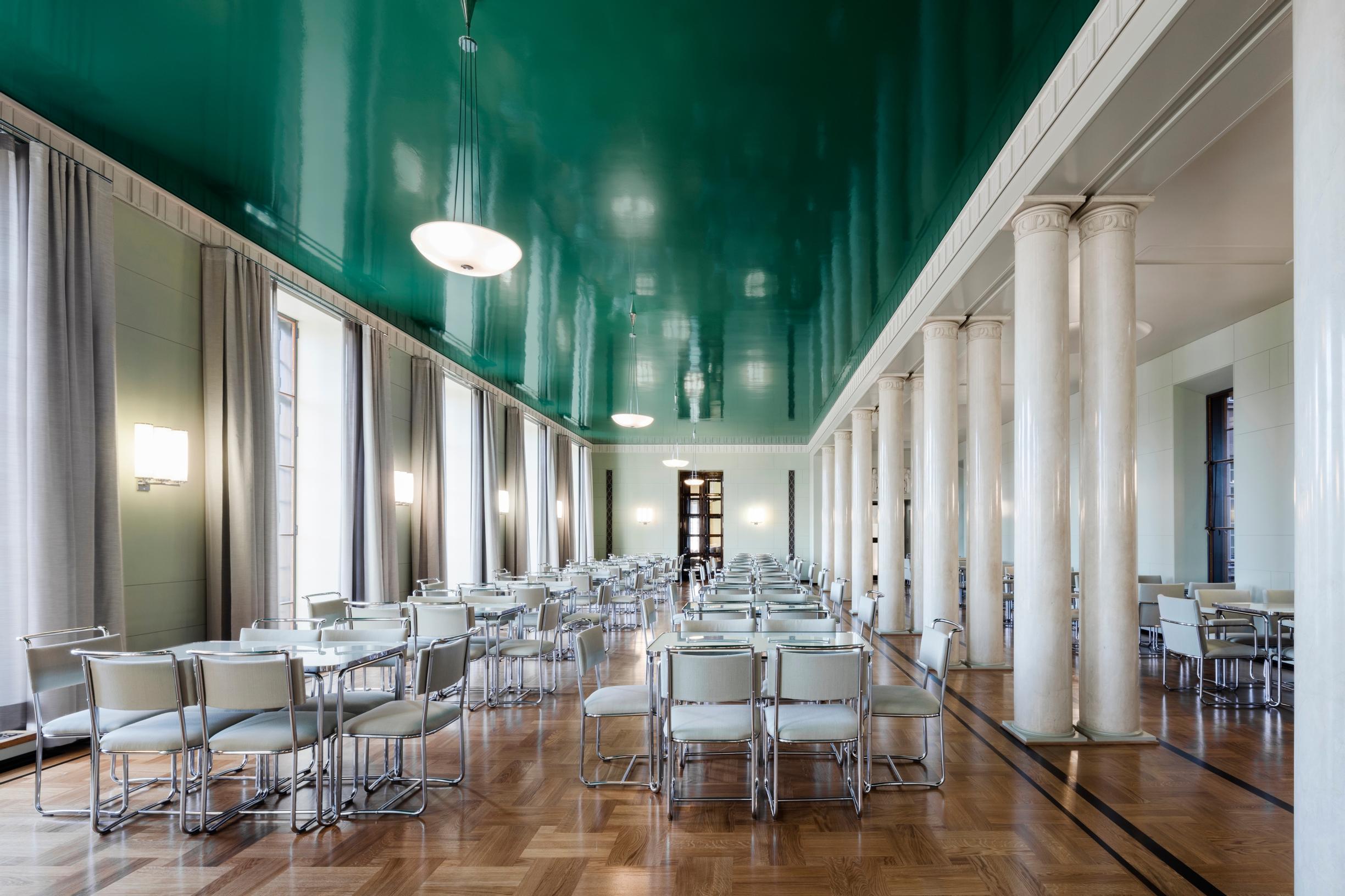 The Parliament Building’s café