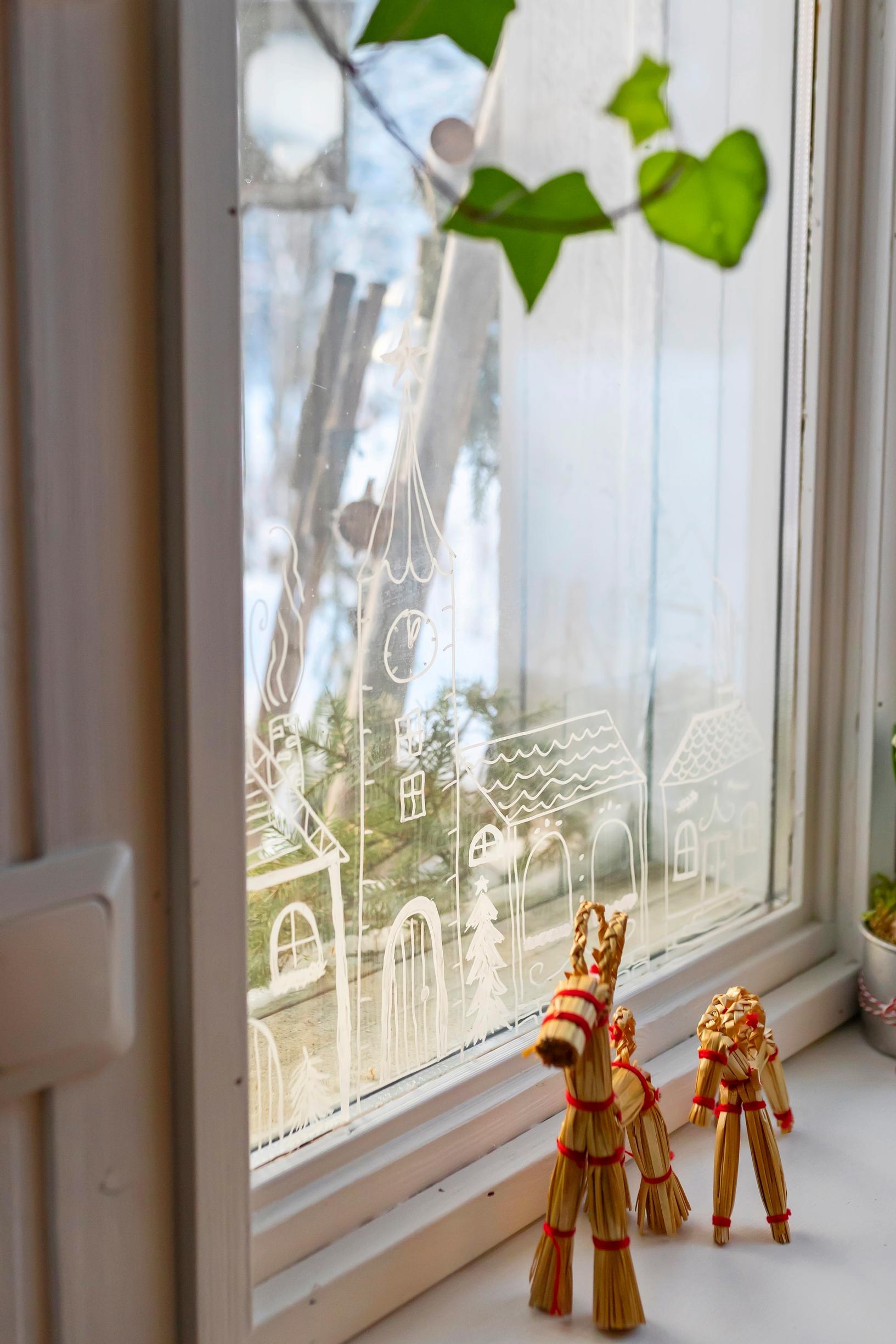 A window painting made with chalk markers