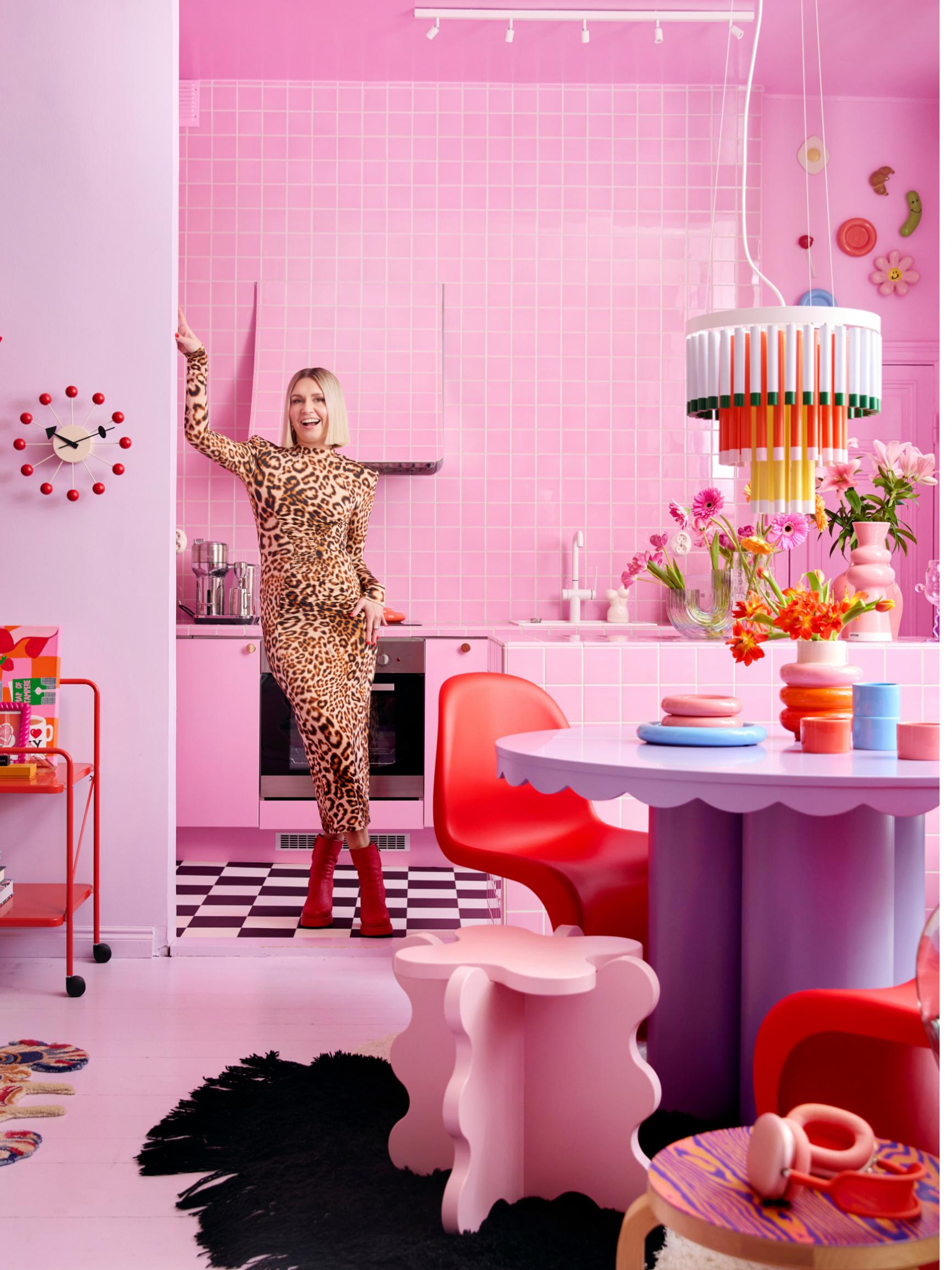 Photographer Janita Autio flooded her all-white home with color: “Only now do I feel that my home really looks and feels like me”