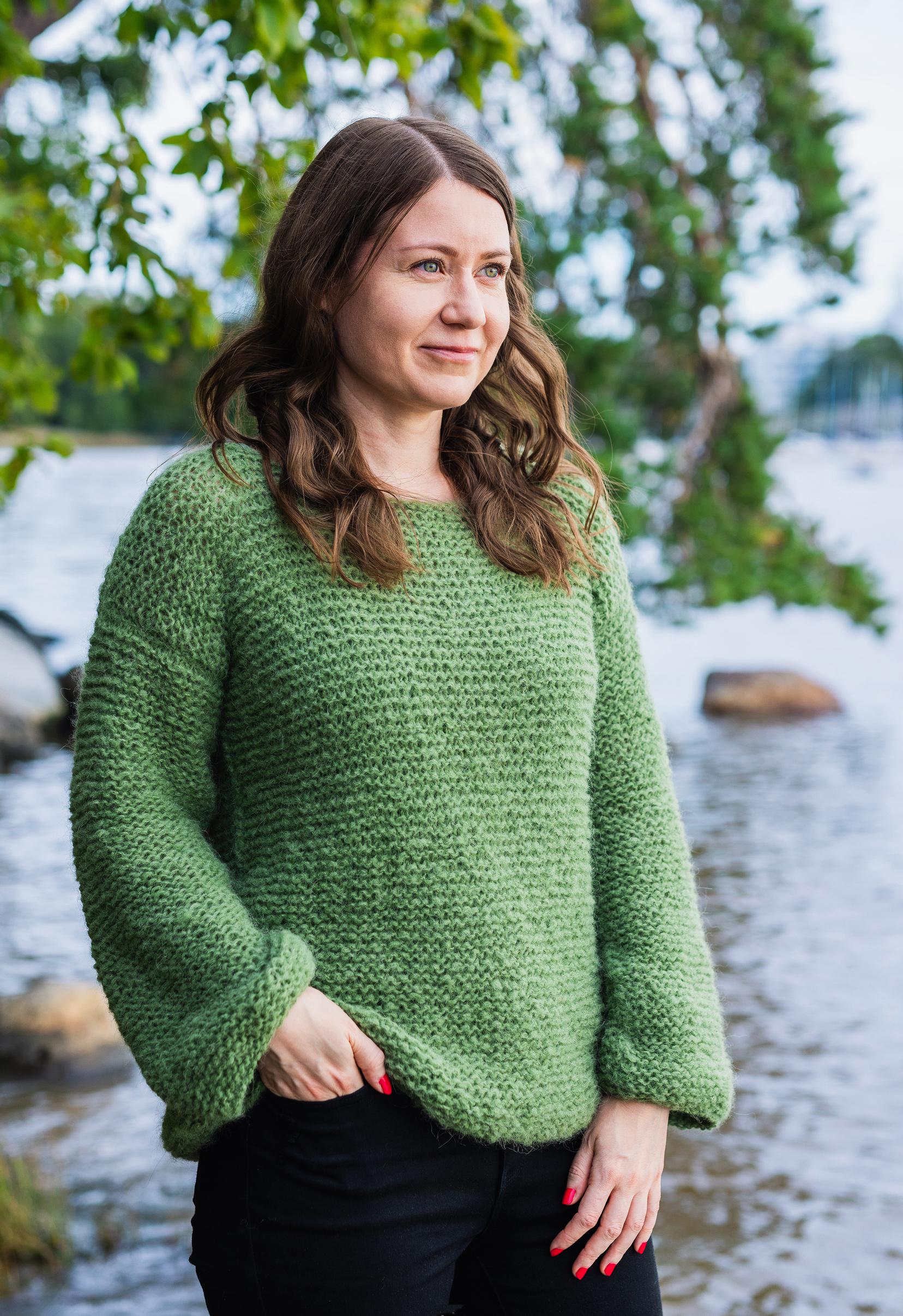 Model wearing the world's easiest sweater