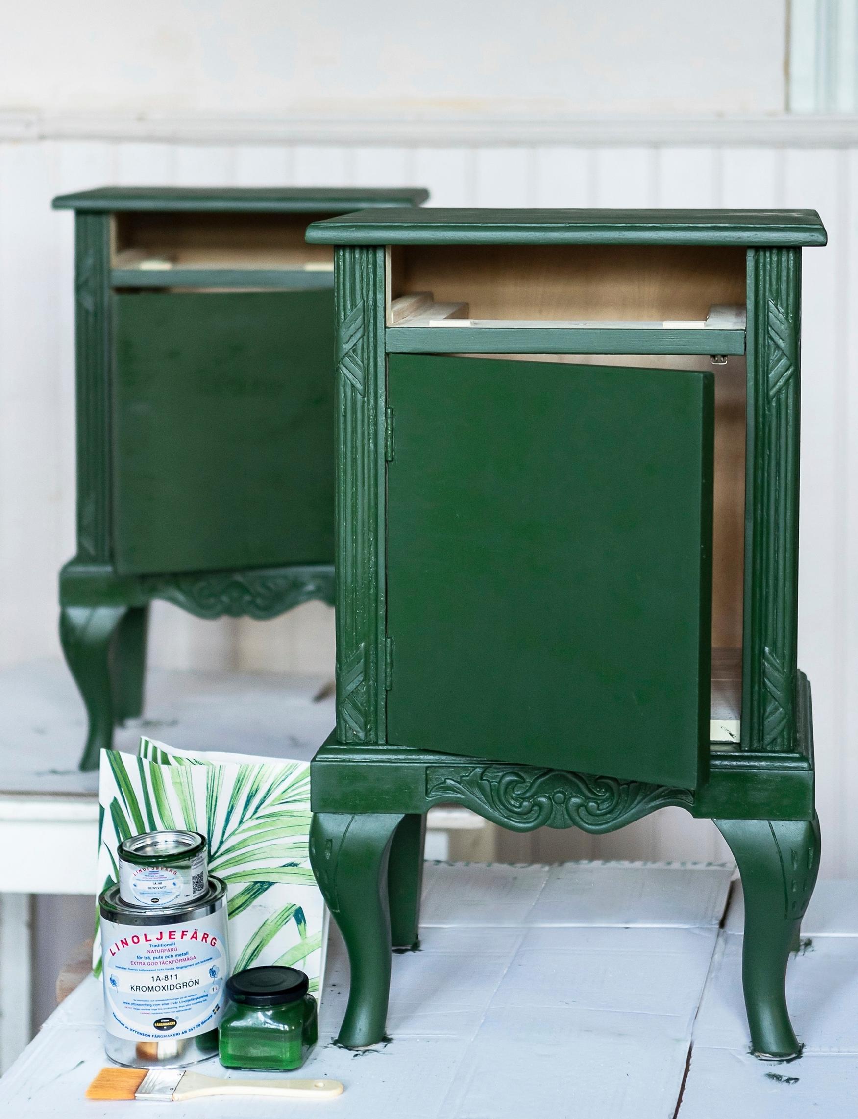 Nightstands painted green