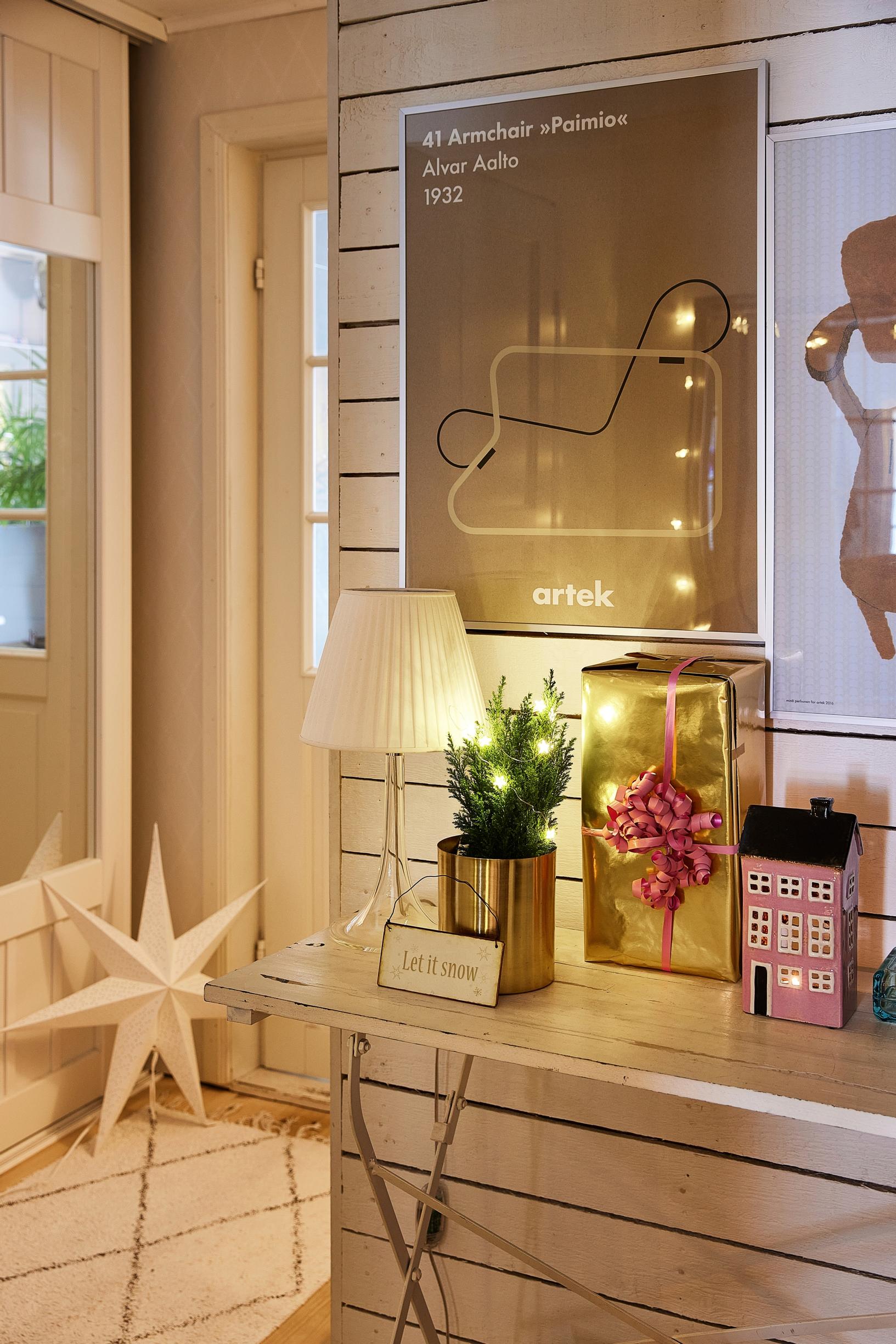 Christmas arrangement on the table