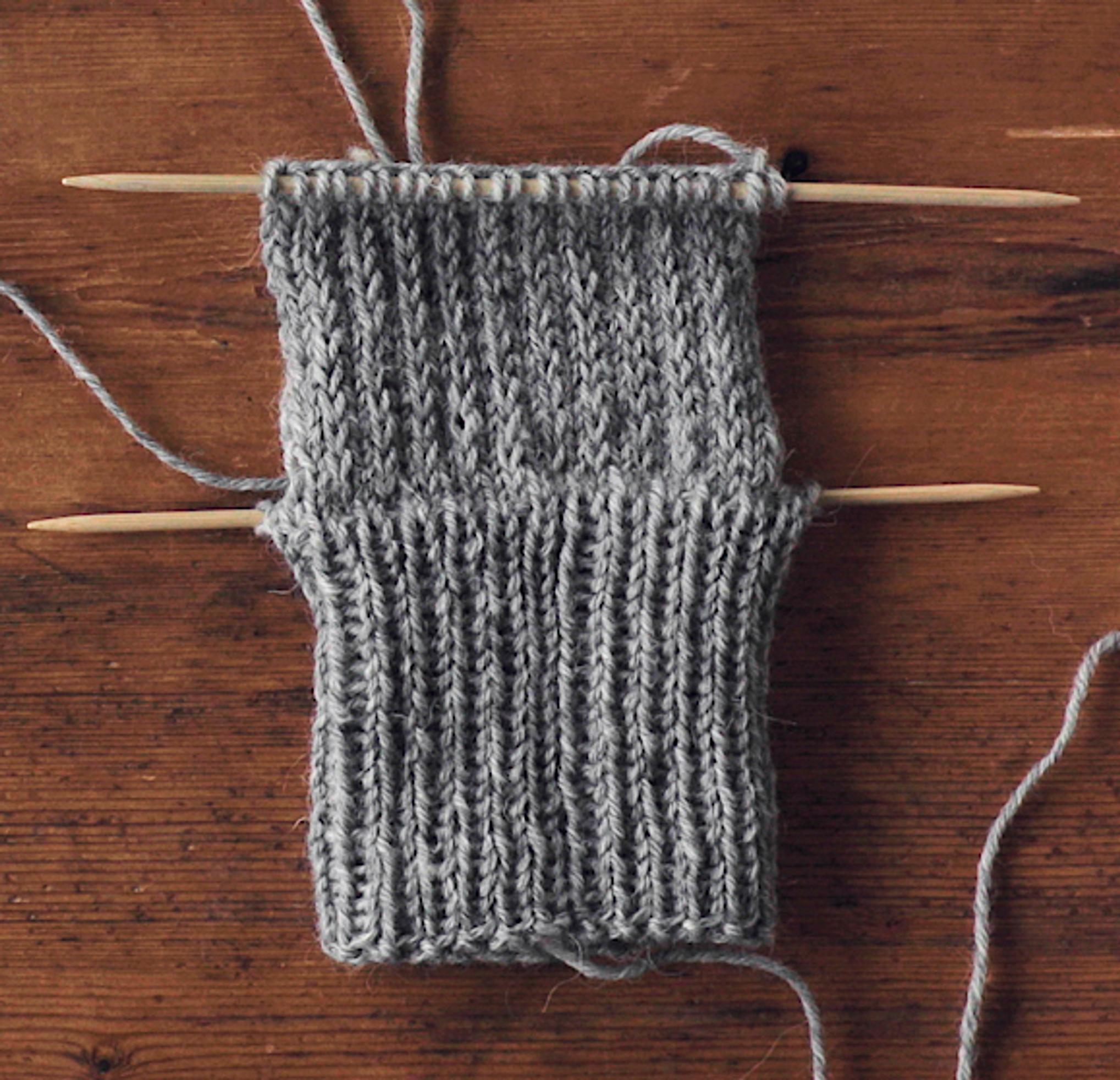 how to knit a sock heel: The right side of the reinforced heel flap