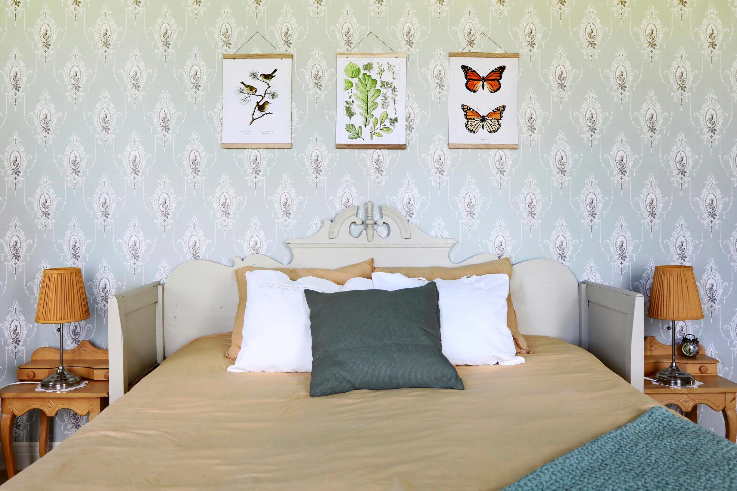 Headboard made from a wooden sofa