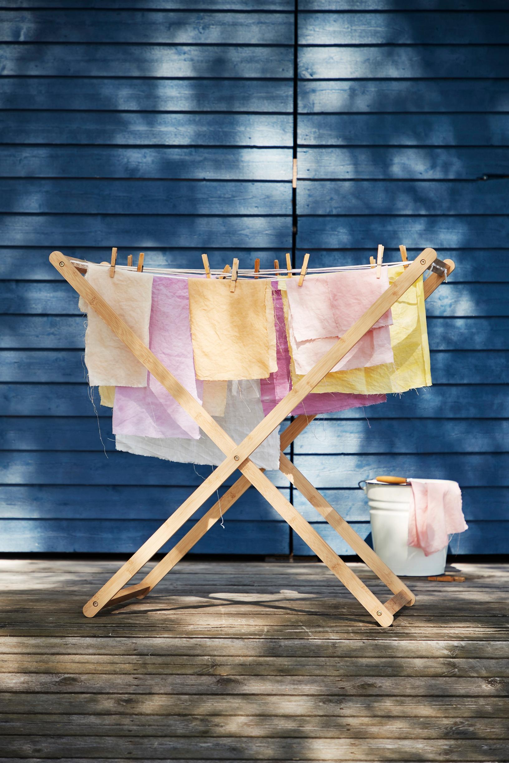 Dye your textiles with coffee, turmeric, and beetroot: these natural dyes for fabric come from your kitchen!