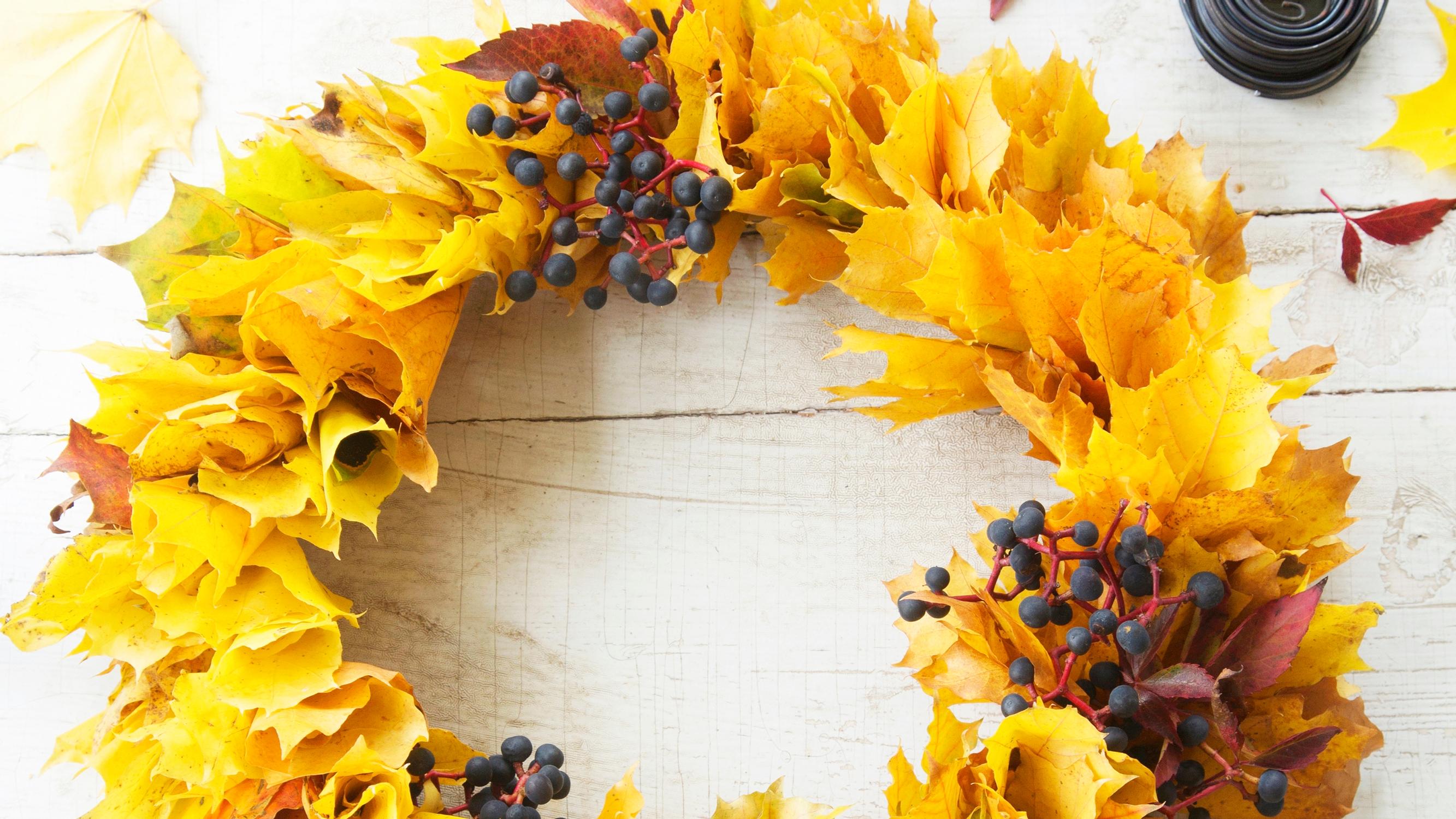 Craft a glowing maple leaf wreath