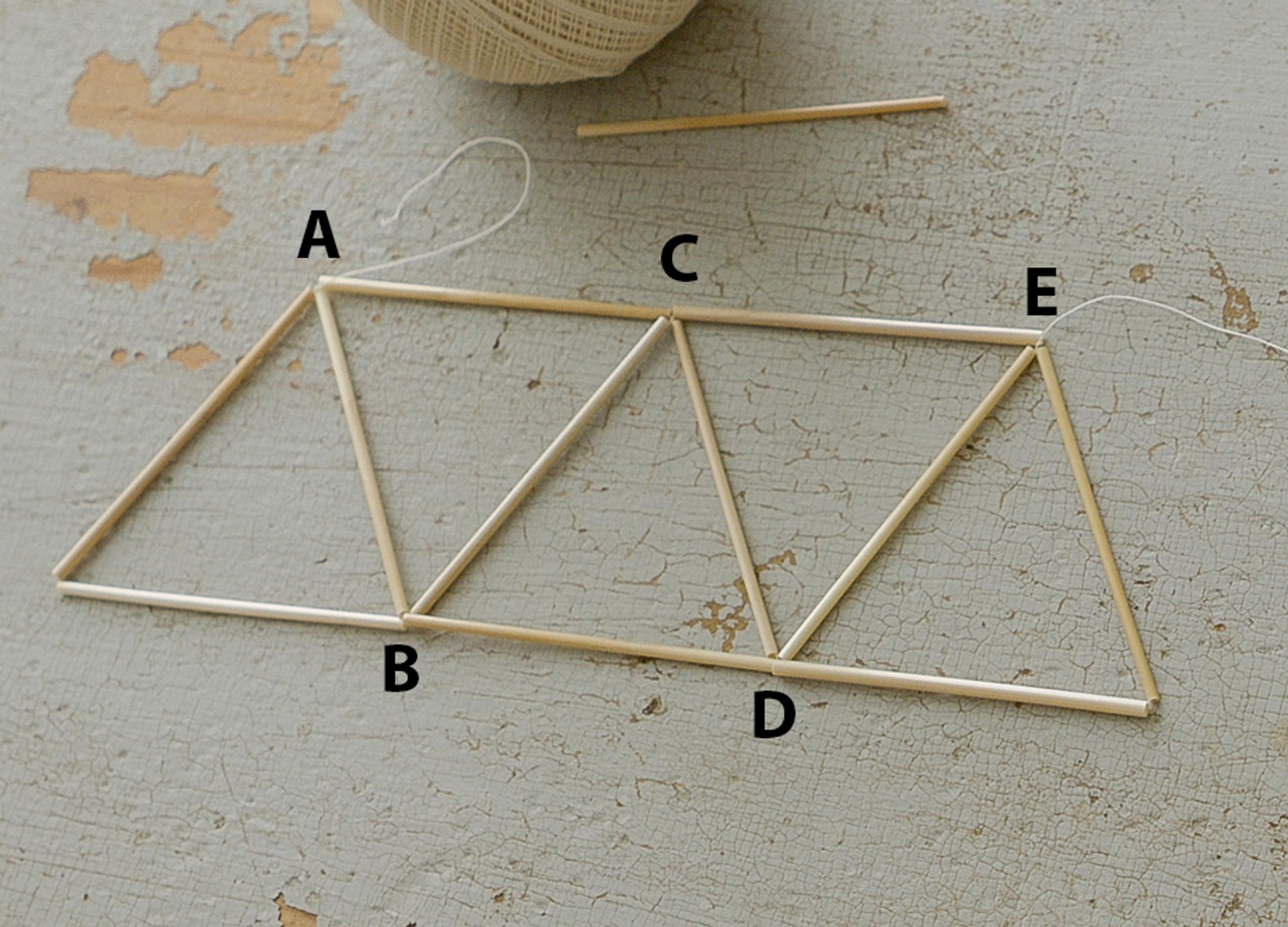 Straw mobile, step 5