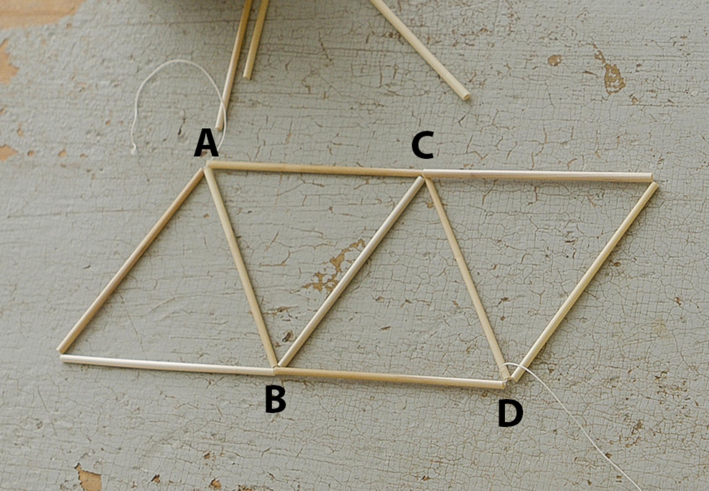 Straw mobile, step 4