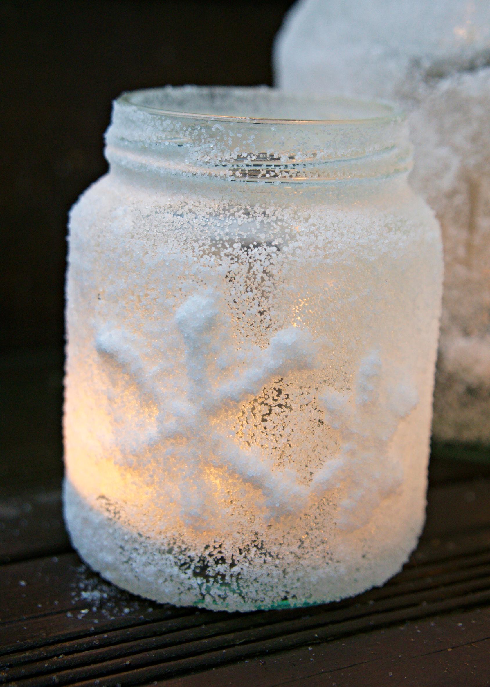 Salt lantern from a glass jar