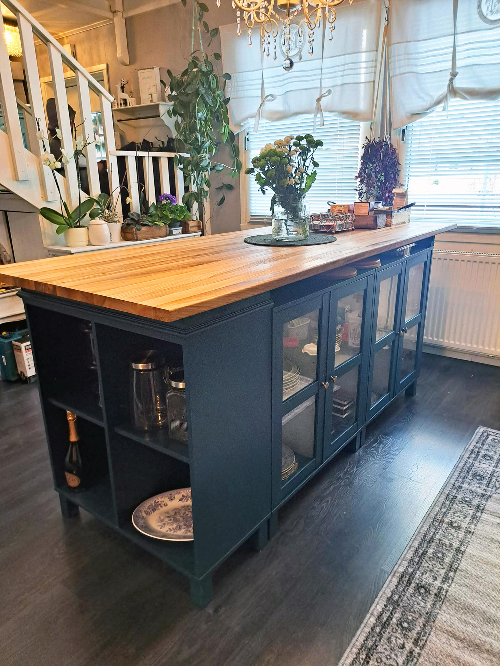 Riikka’s DIY island