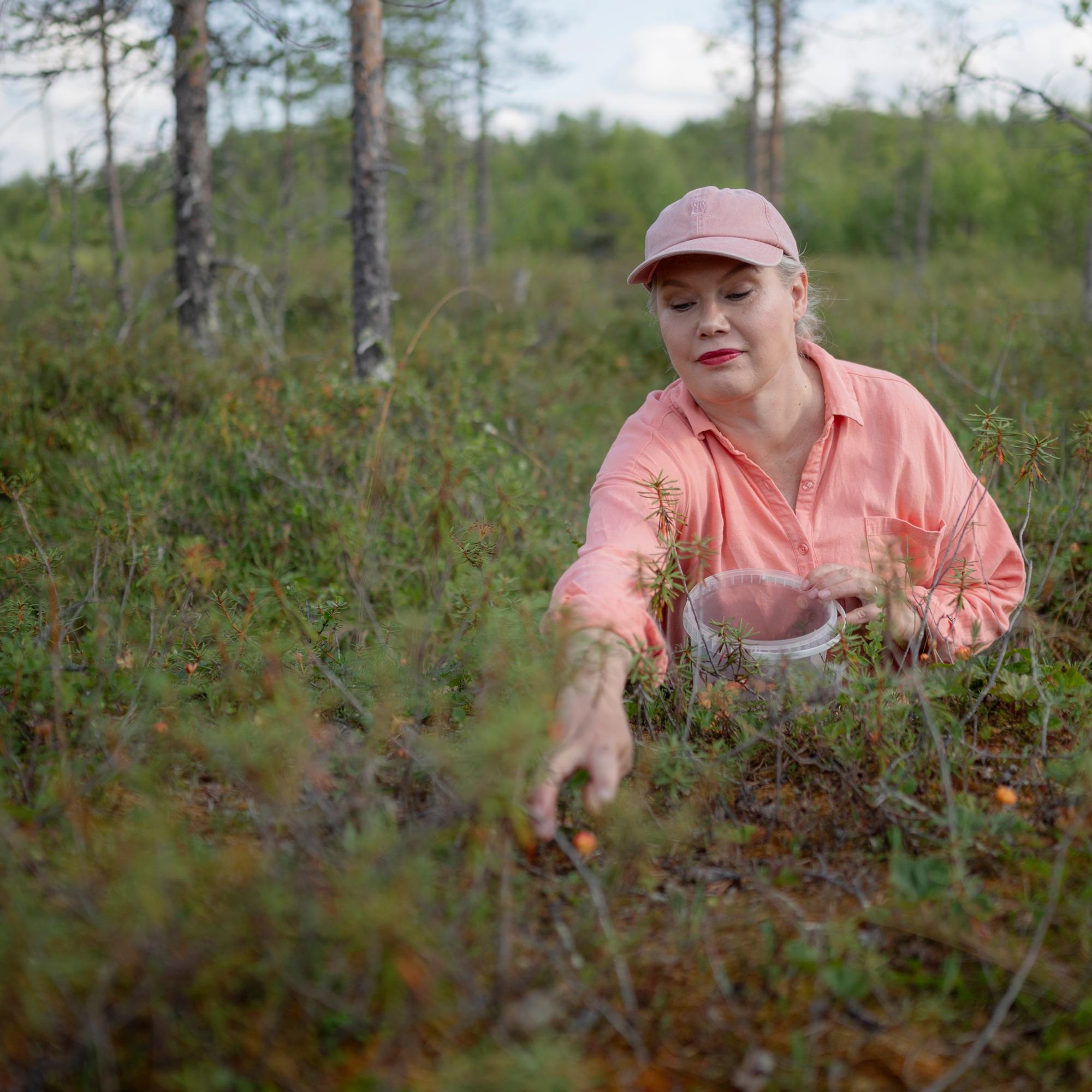 Three freezers, one berry car: “In the forest, I am part of the chain of my Ugric foremothers”