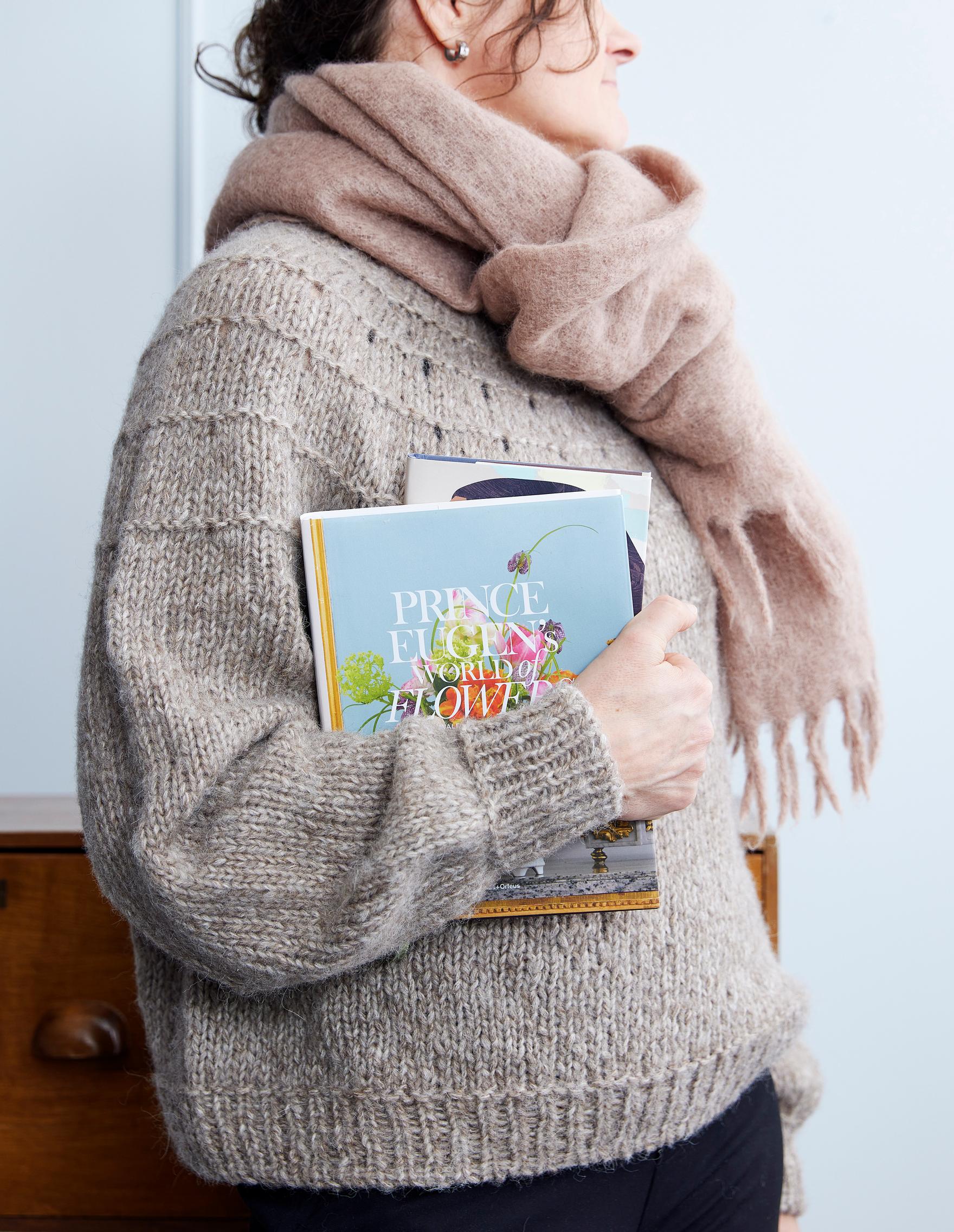 Easy yoke sweater
