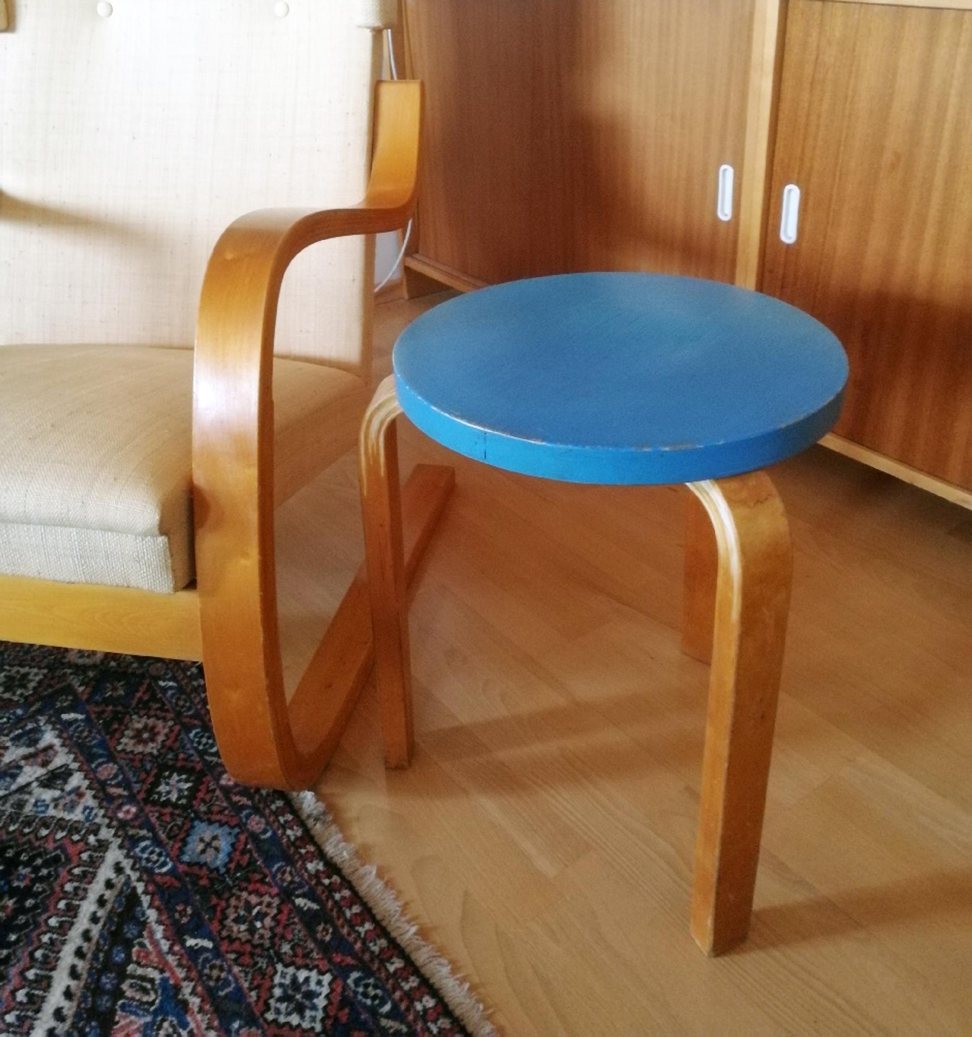 Artek Stool 60 with blue top