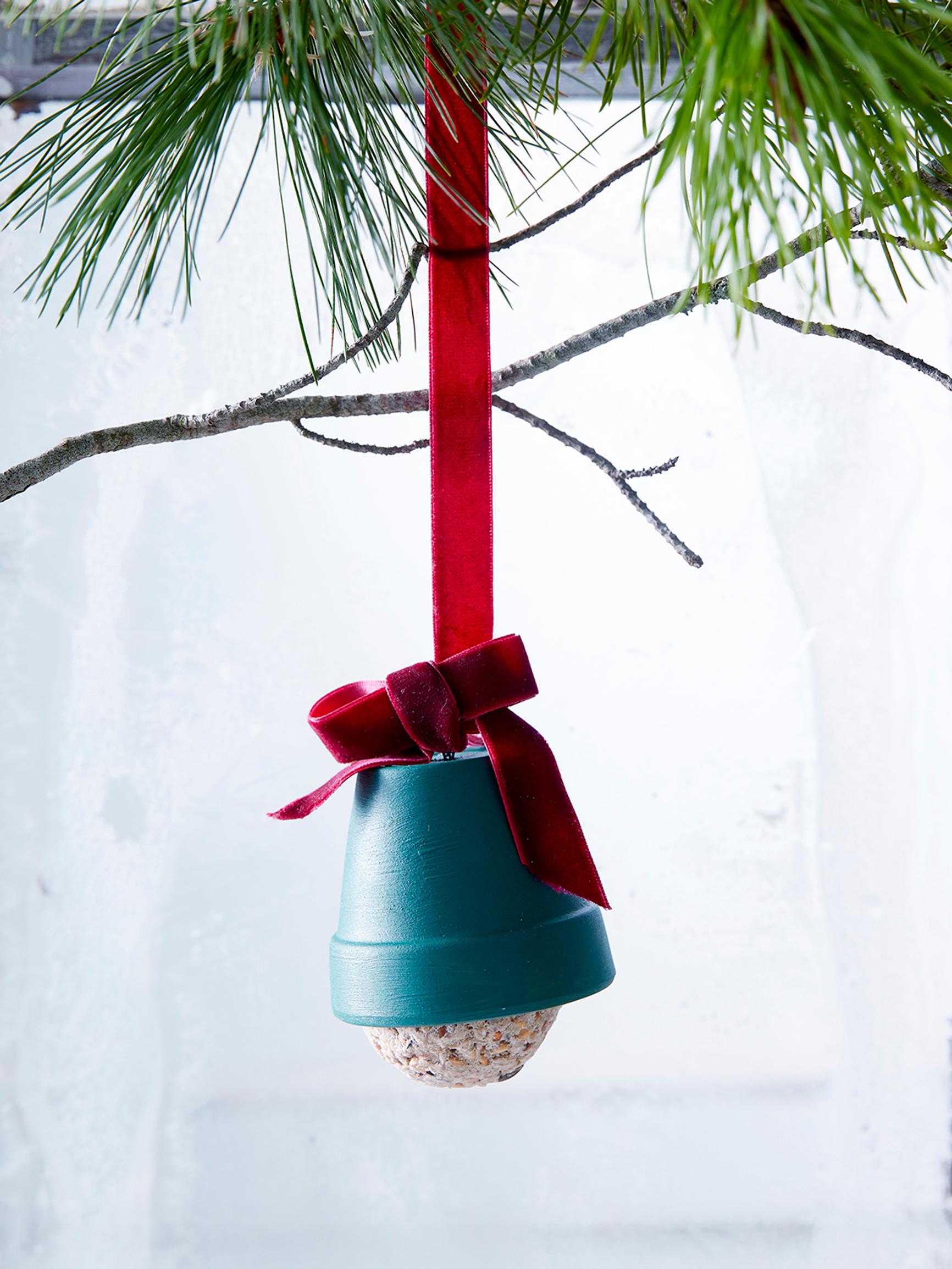 Turn a fat ball into a Christmas bell—here’s how to craft a charming feeder for birds