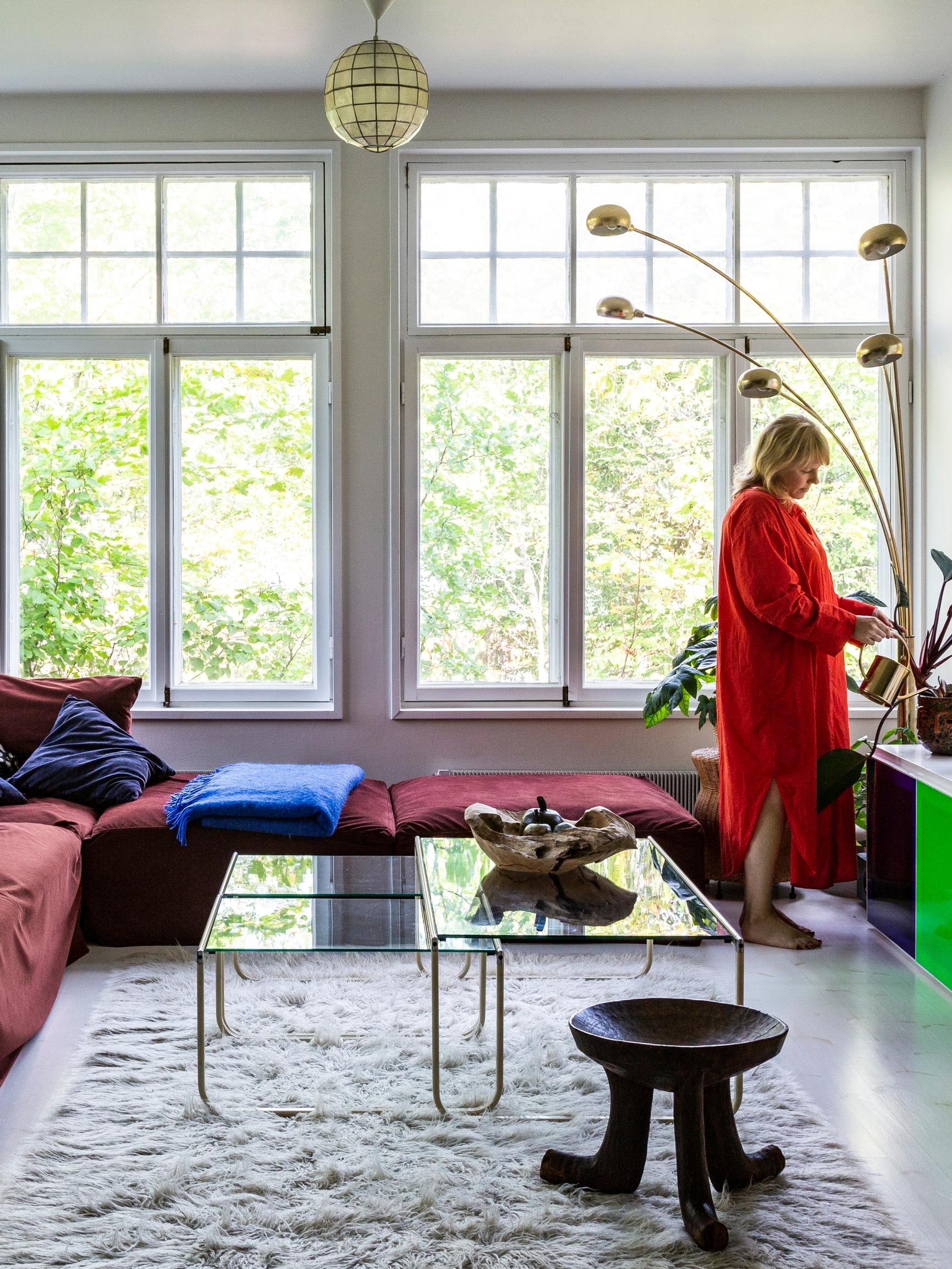 From station master’s house—and jail—to a stunning vintage home