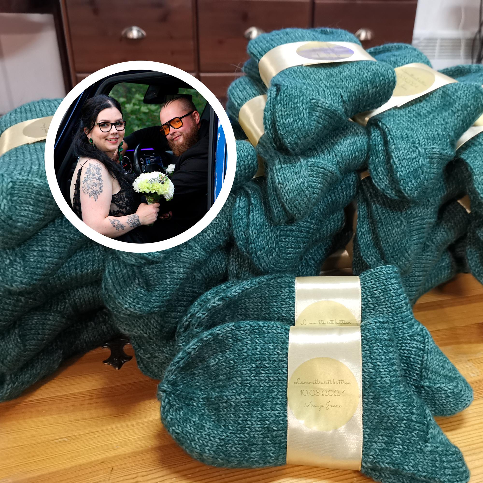Socks of love! Mari knits wool socks for 65 wedding guests
