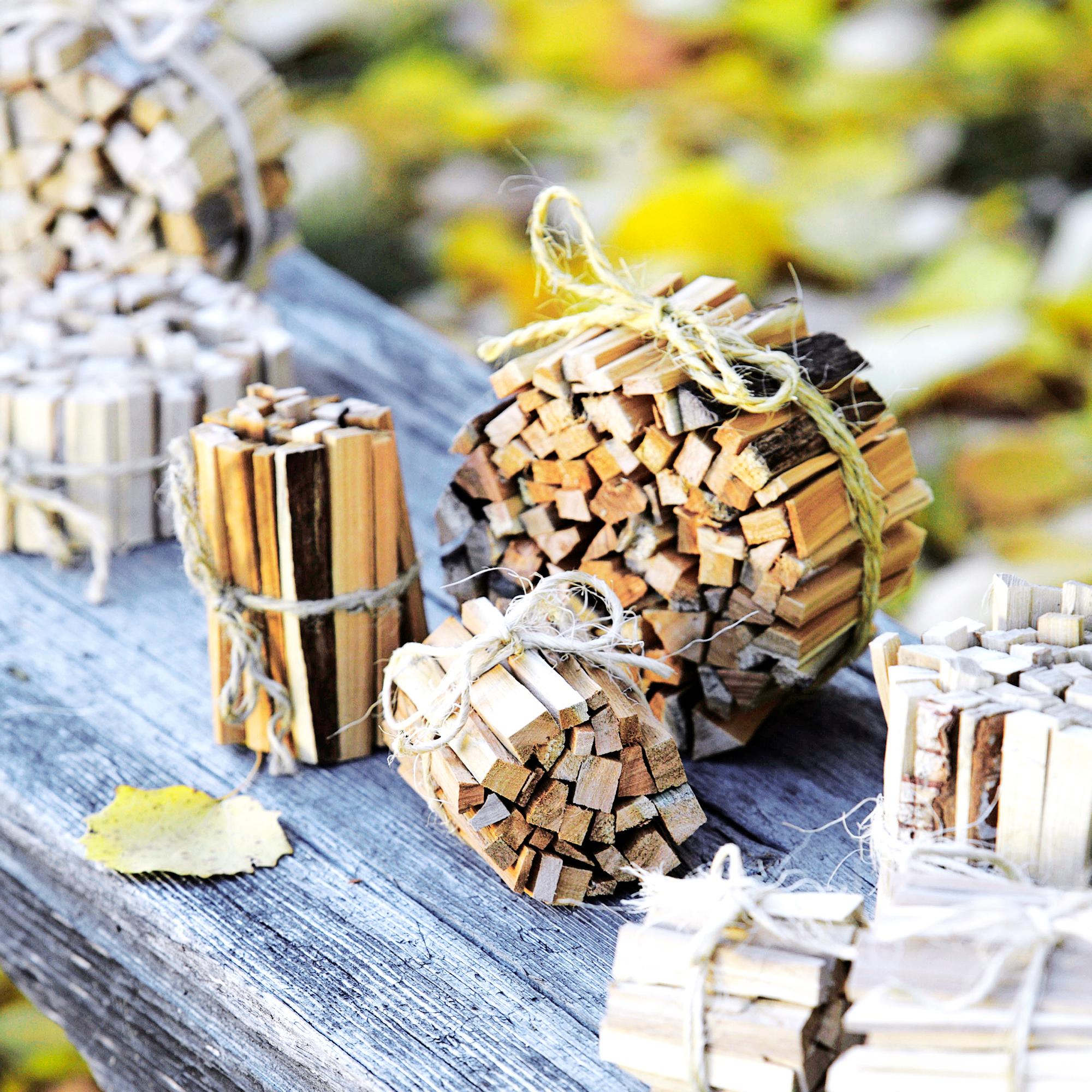 Make your own kindling: turn firewood into handy mini bundles